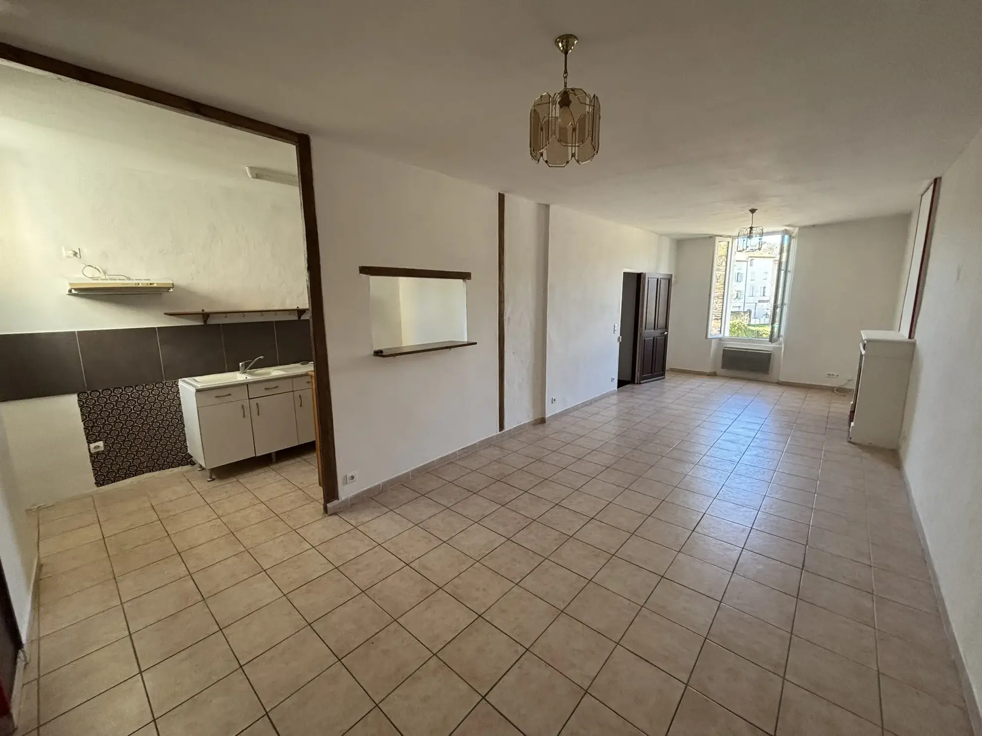 Maison de village avec garage à Malaucene - 80 m², 2 chambres