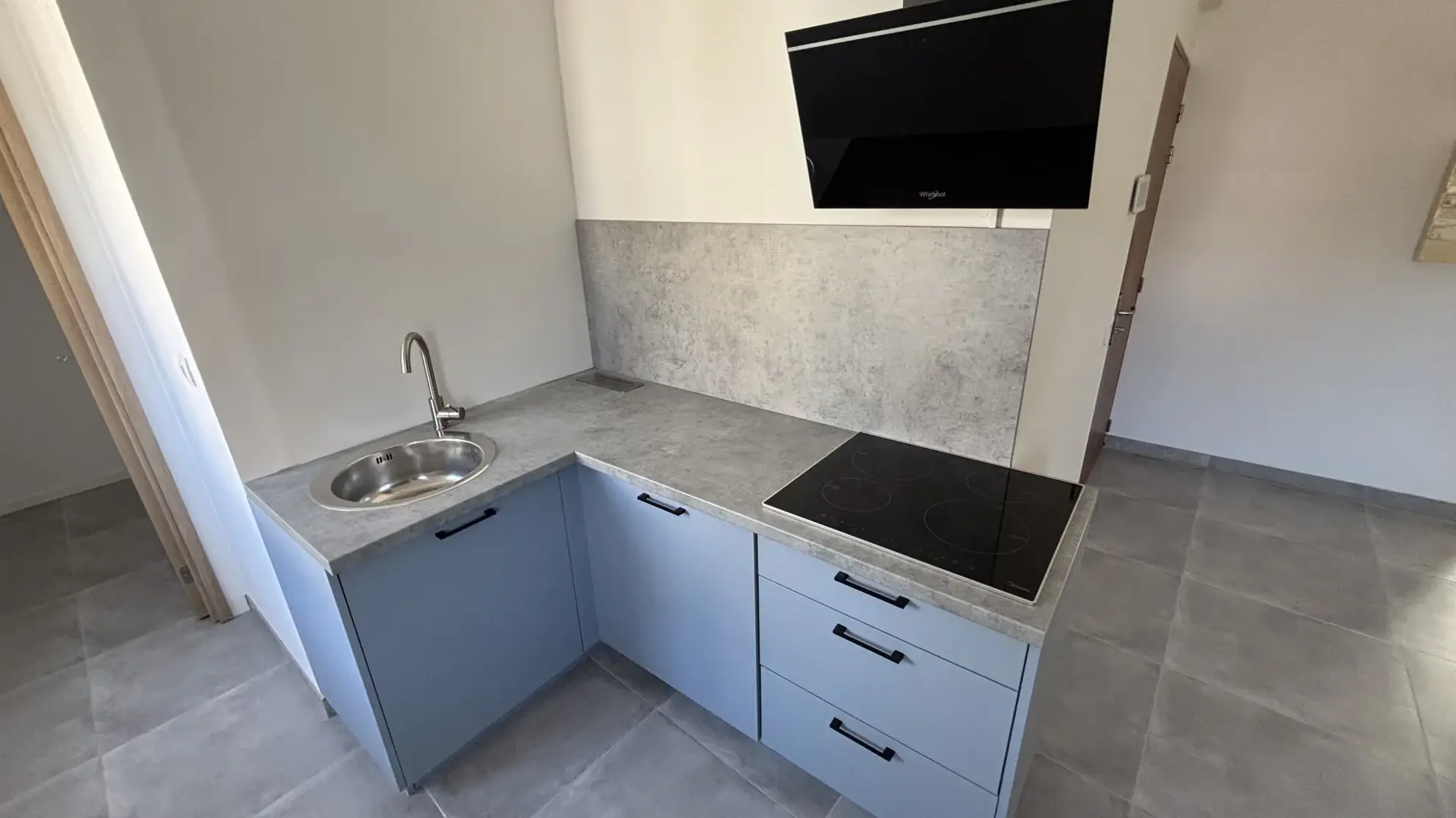 Appartement T3 avec balcon et parking en plein centre de Royan 