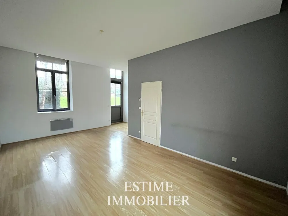 Appartement T2 à Roubaix avec parking, sécurité et vue sur parc 