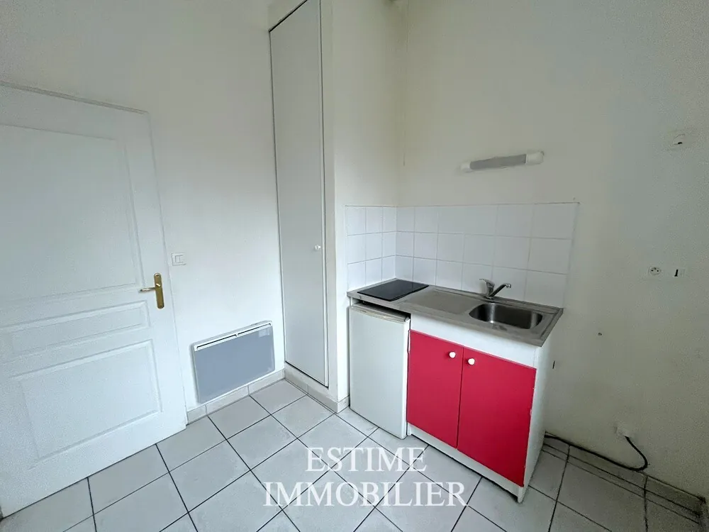 Appartement T2 à Roubaix avec parking, sécurité et vue sur parc 
