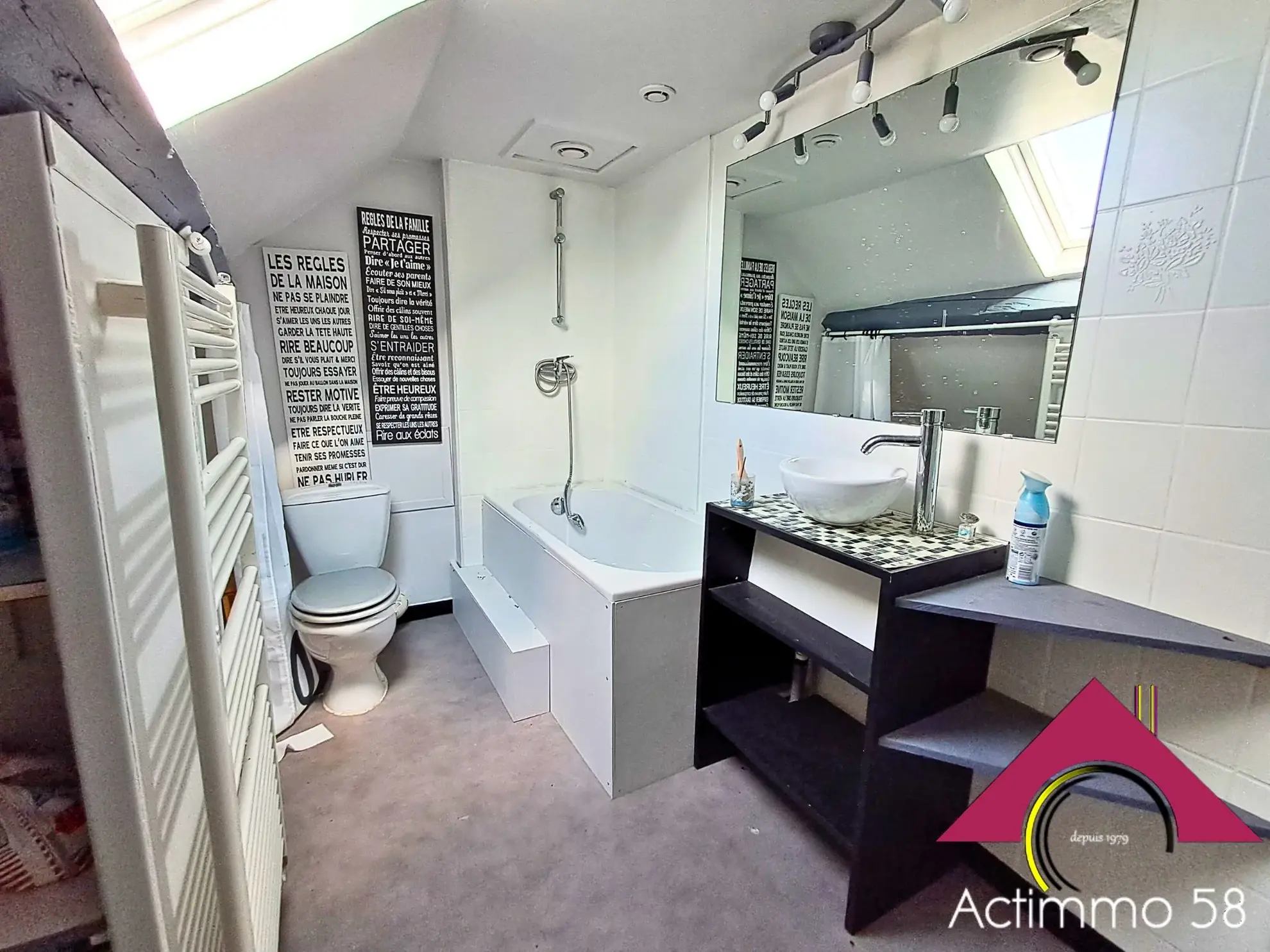 Charmante maison de campagne à Nérondes – 162 m², garage et terrain 