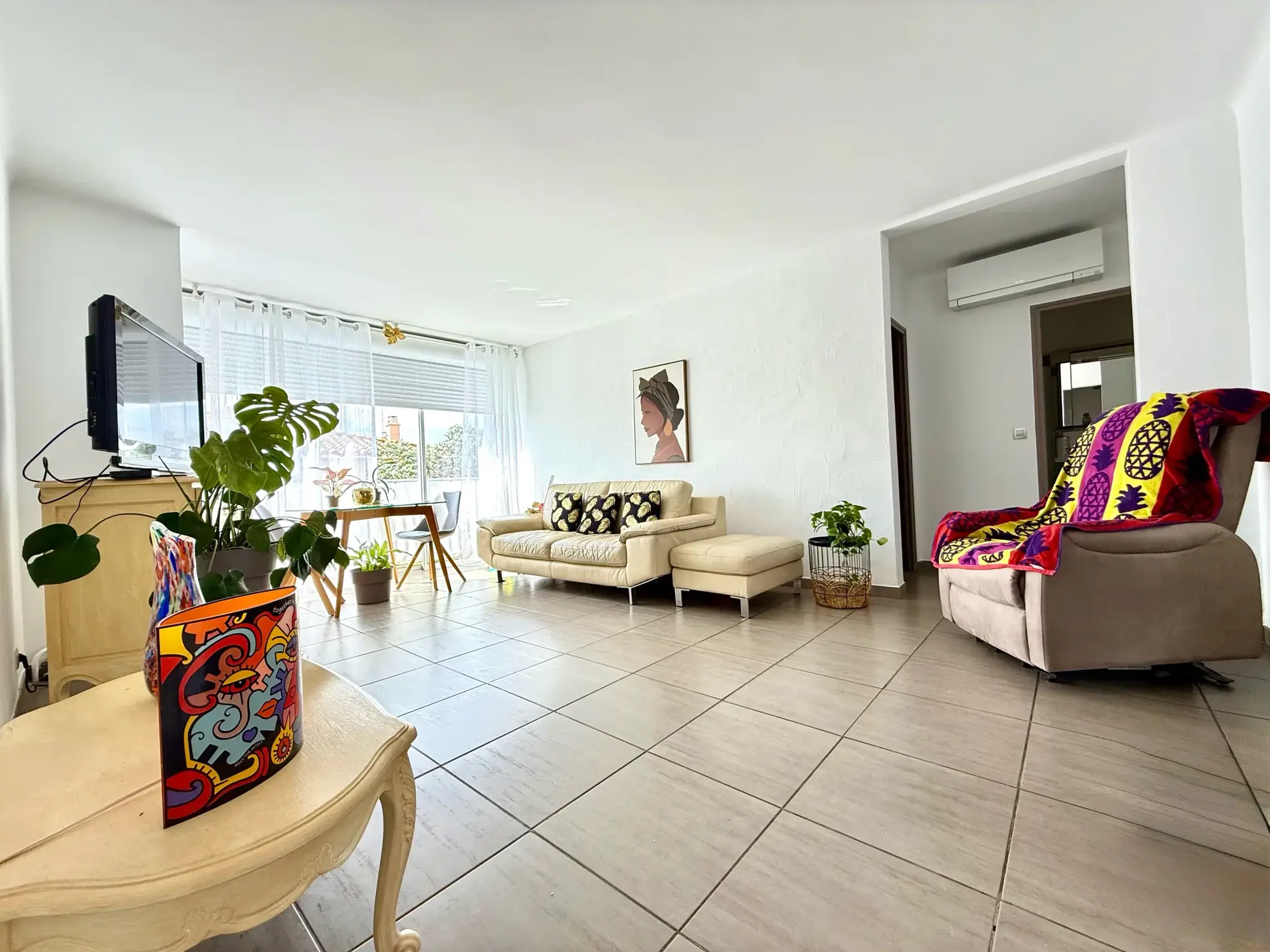 Appartement T3 rénové à vendre près du centre-ville de Six-Fours-les-Plages 