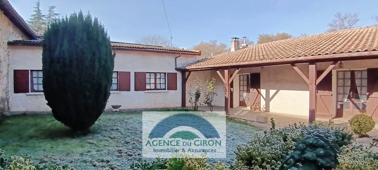 Ensemble immobilier à rénover avec potentiel à Preignac – Maison et dépendances