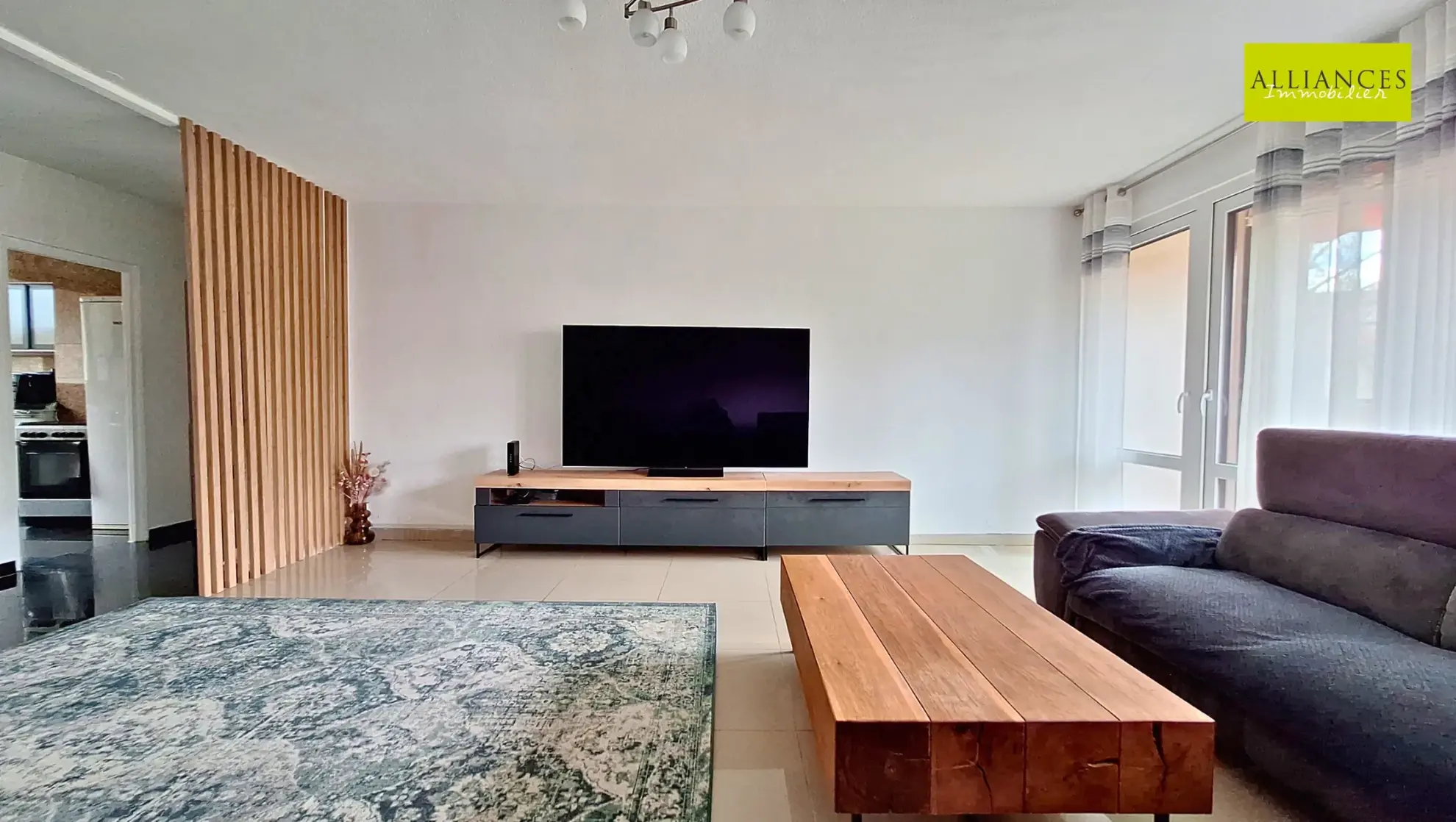 Appartement 5 pièces rénové de 106,47 m² à Mulhouse avec balcon et garage