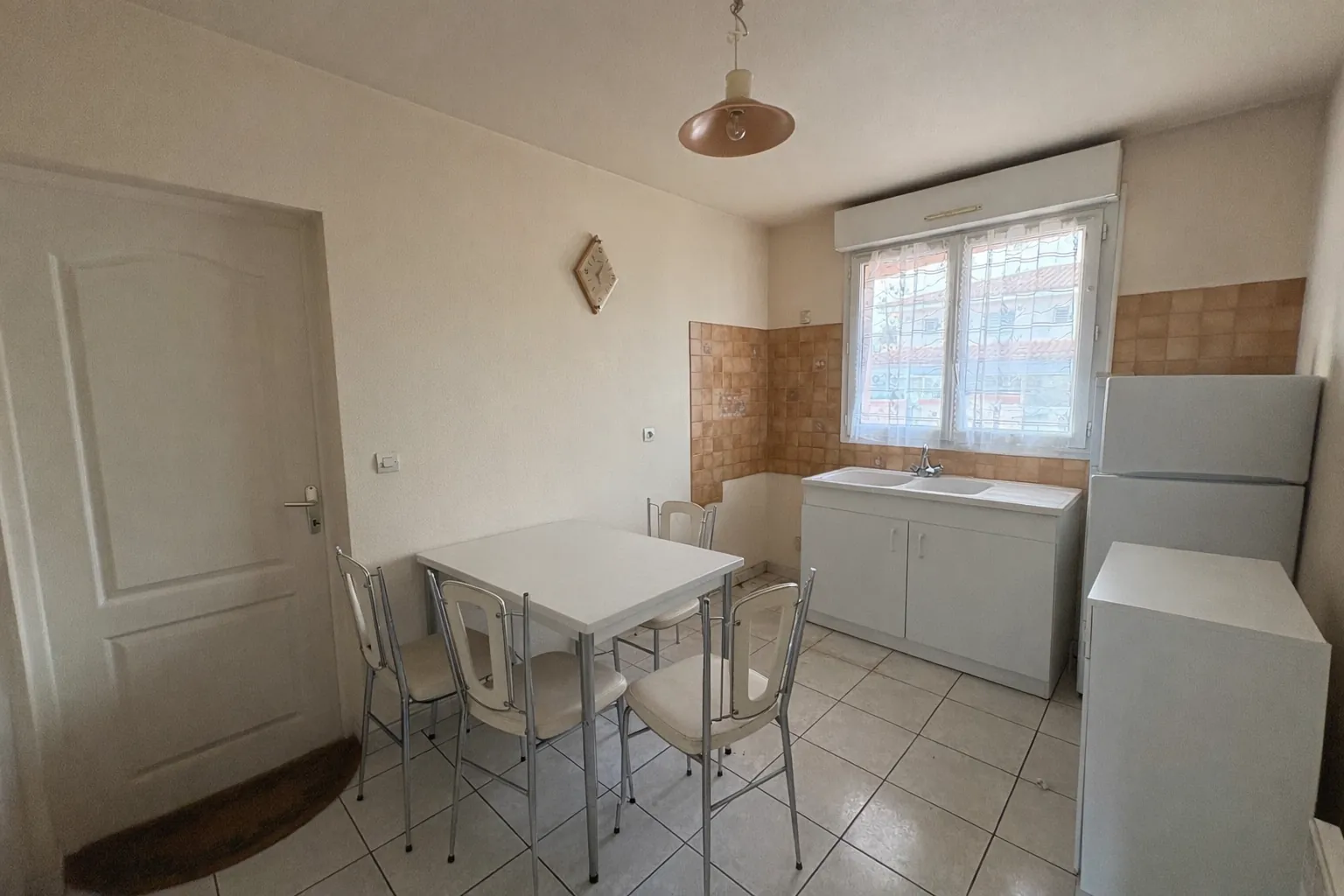 Villa T3 à vendre à Llupia avec jardin et garage dans secteur recherché 