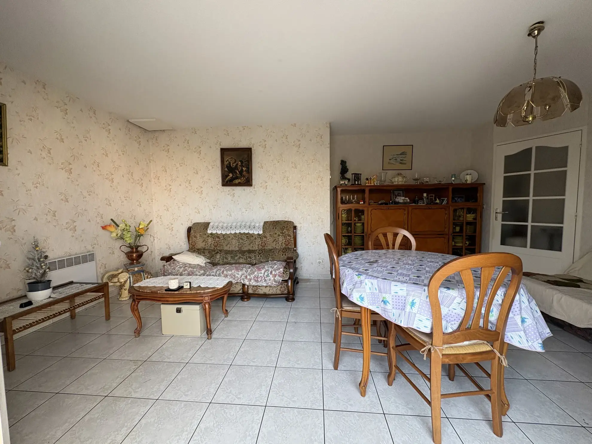 Villa T3 à vendre à Llupia avec jardin et garage dans secteur recherché 