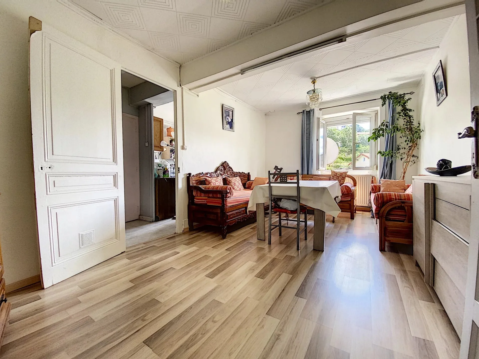 Appartement T6 de 130 m² à Rive de Gier proche gare - Opportunité à saisir