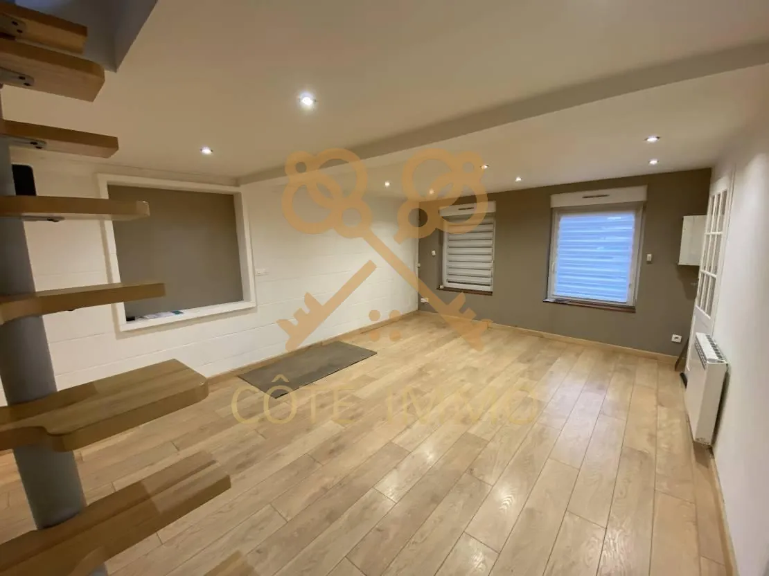 Appartement de 50m² à Courrières avec chambre et parking, idéal premier achat ou investissement 