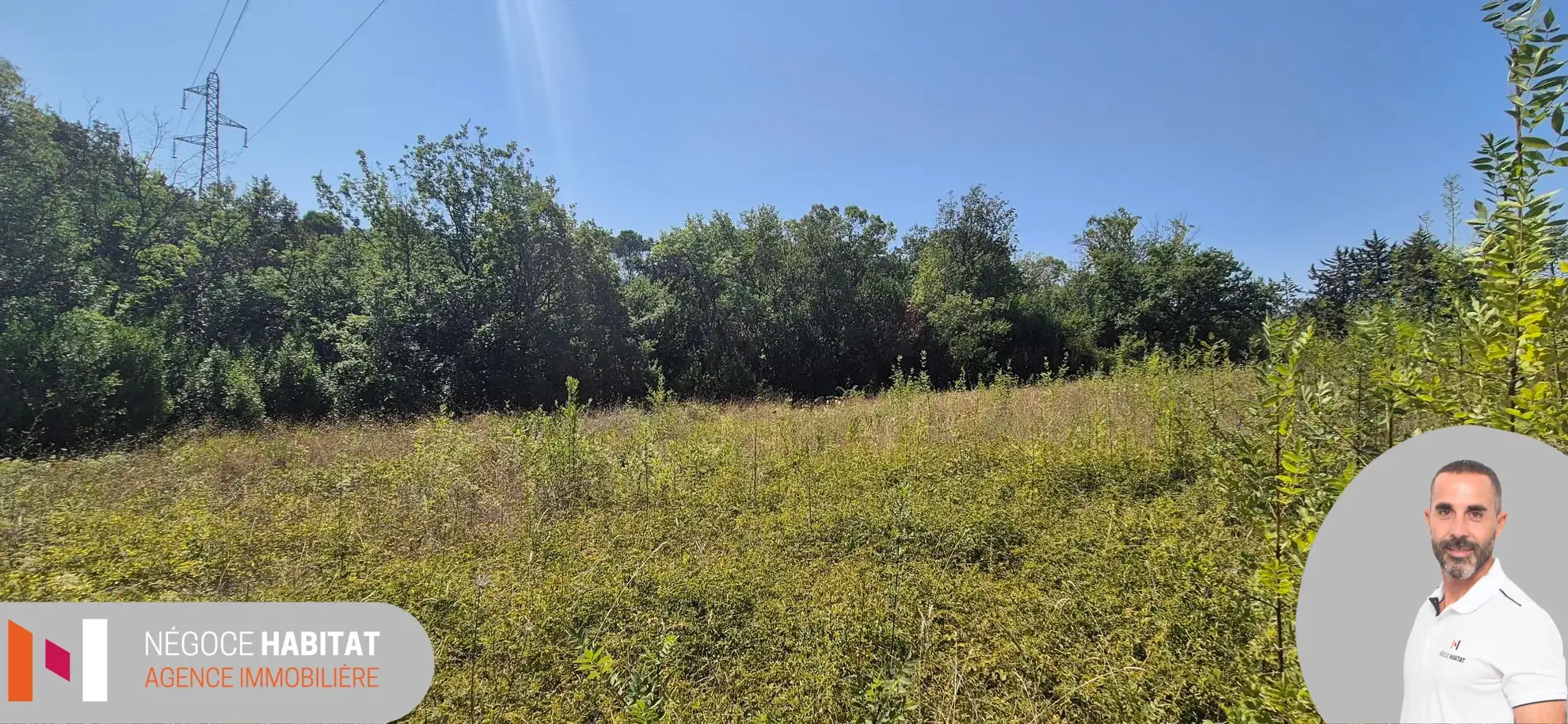 Terrain constructible de 384m² à Clermont-l'Hérault - Quartier résidentiel calme