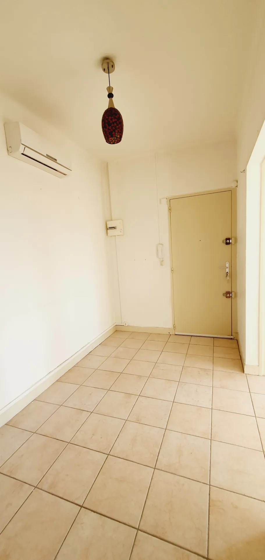 Appartement 4 pièces à Nîmes, centre-ville, avec cave et parking, idéal investisseur ou primo-accédant 