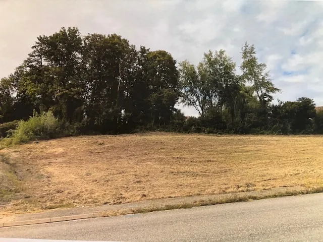 Terrain à bâtir de 23,29 ares à Jettingen, libre de construction en zone UB 