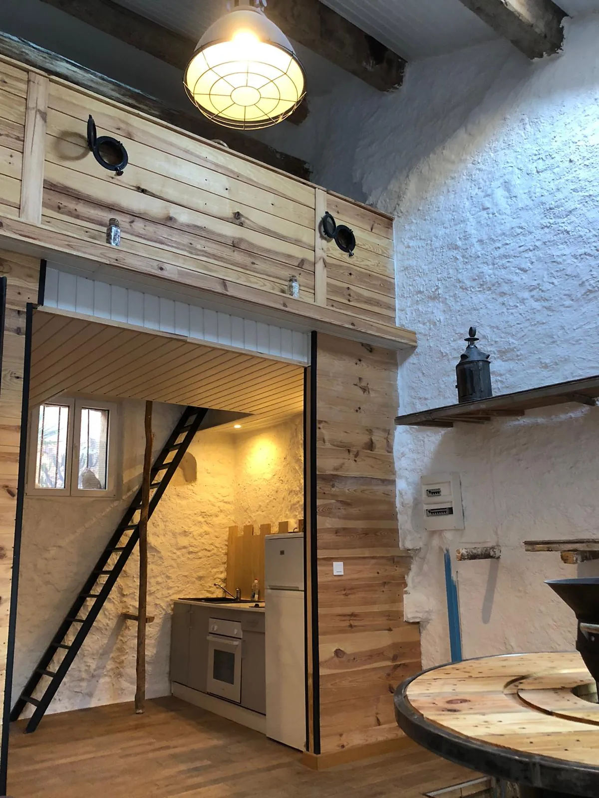 Immeuble de 7 appartements à Lezignan Corbieres, idéal pour location courte durée