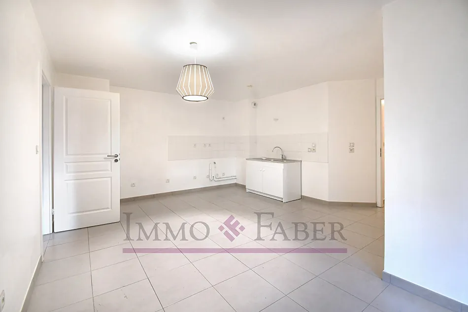 A vendre appartement 3 pièces avec terrasse à Strasbourg Meinau