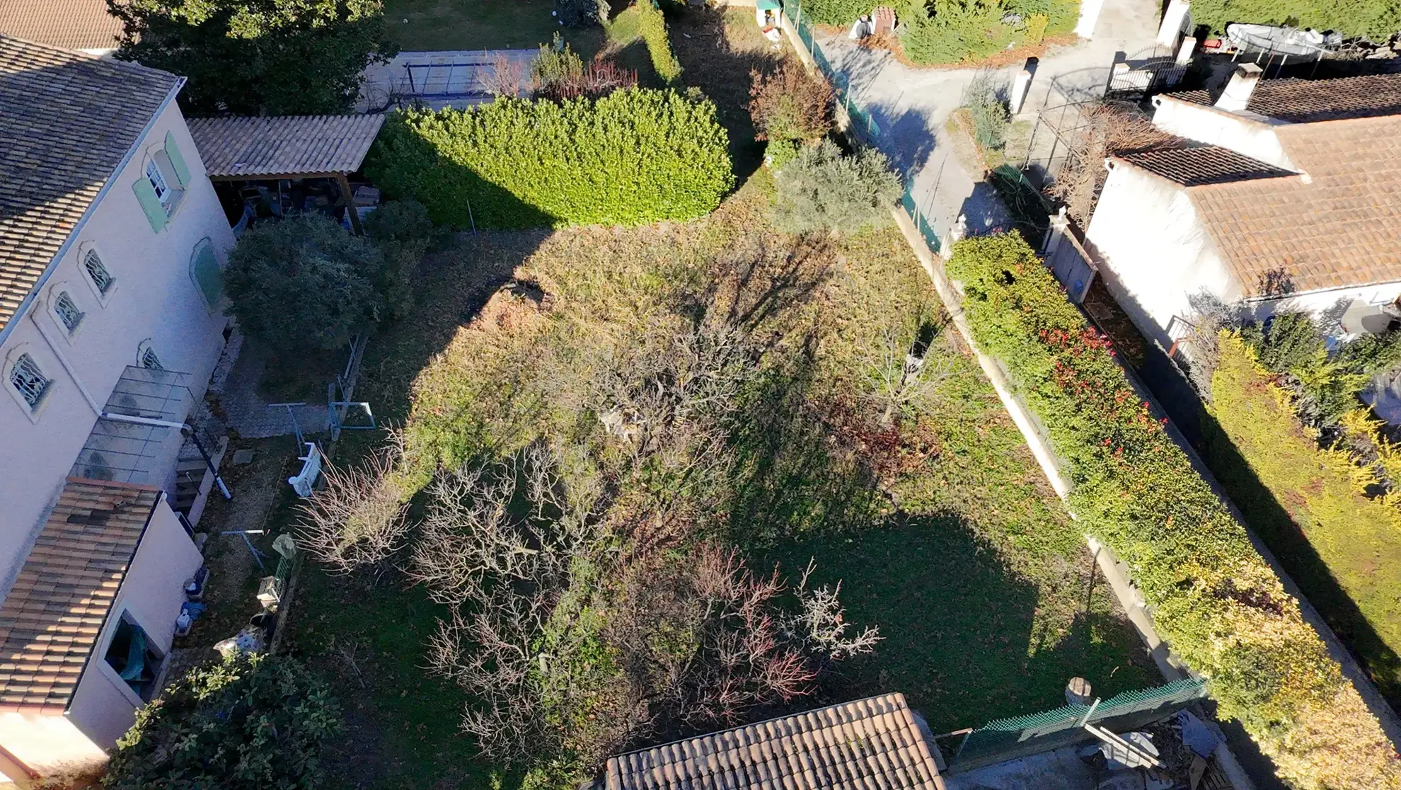 Terrain de 492 m² à vendre à Pélissanne, emplacement idéal