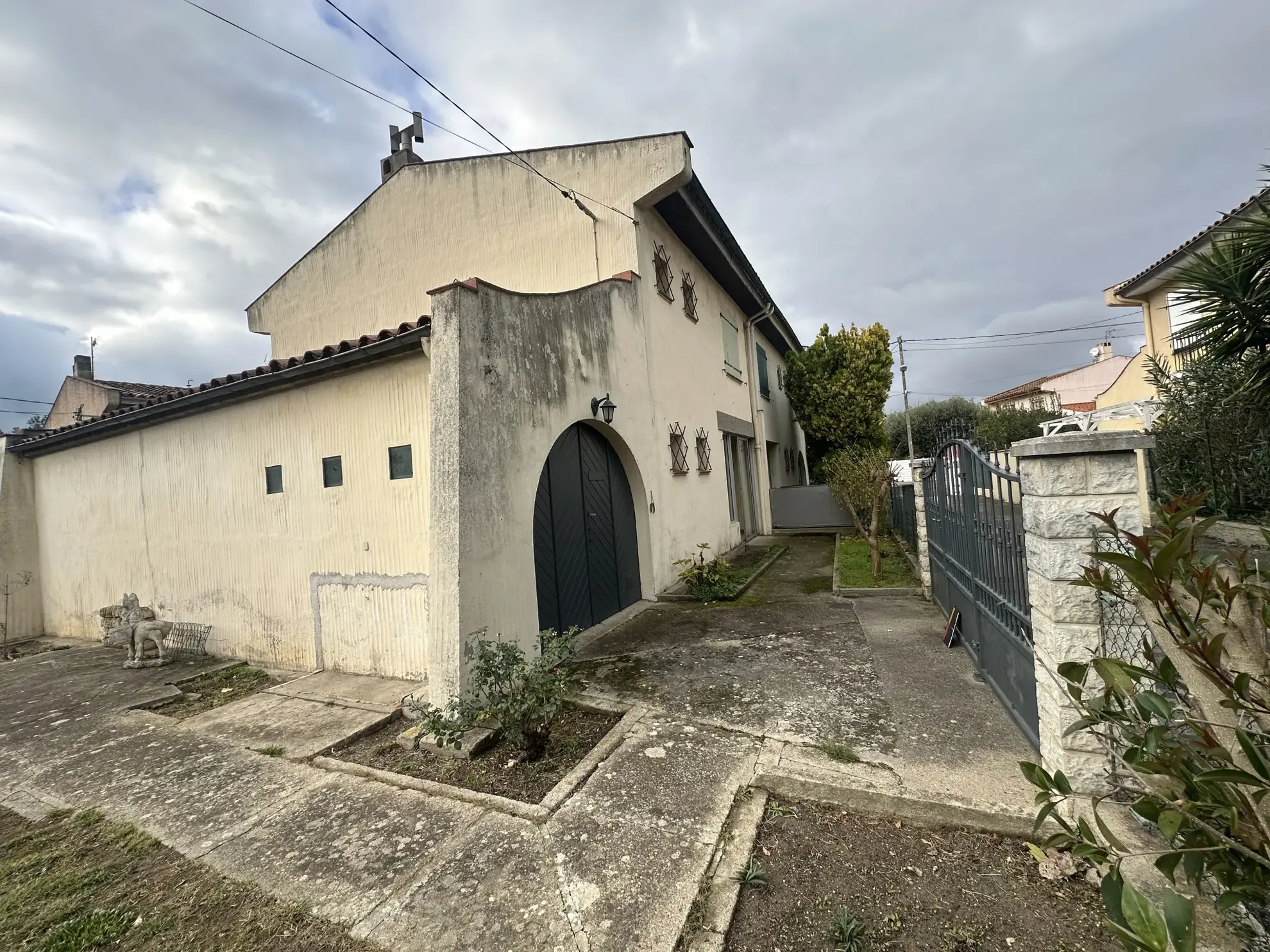 Maison à vendre de 89 m² à Carcassonne dans un quartier calme et recherché 