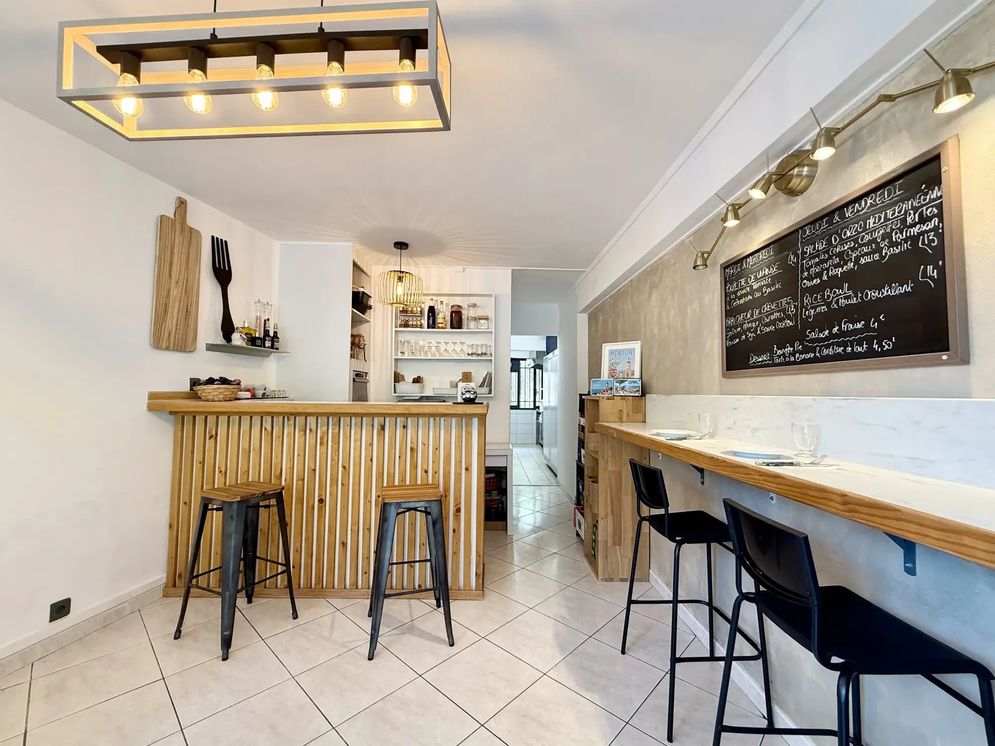 Fonds de commerce restauration et traiteur à Menton – 35m², emplacement privilégié