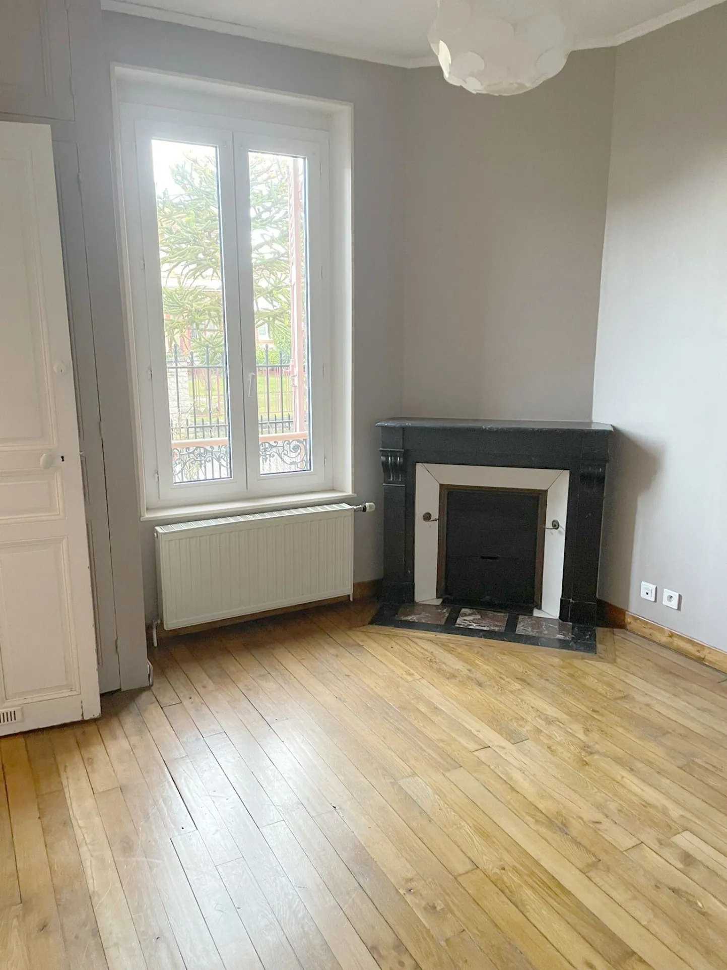 Maison 3 chambres à Sainte-Savine avec jardin et garage 