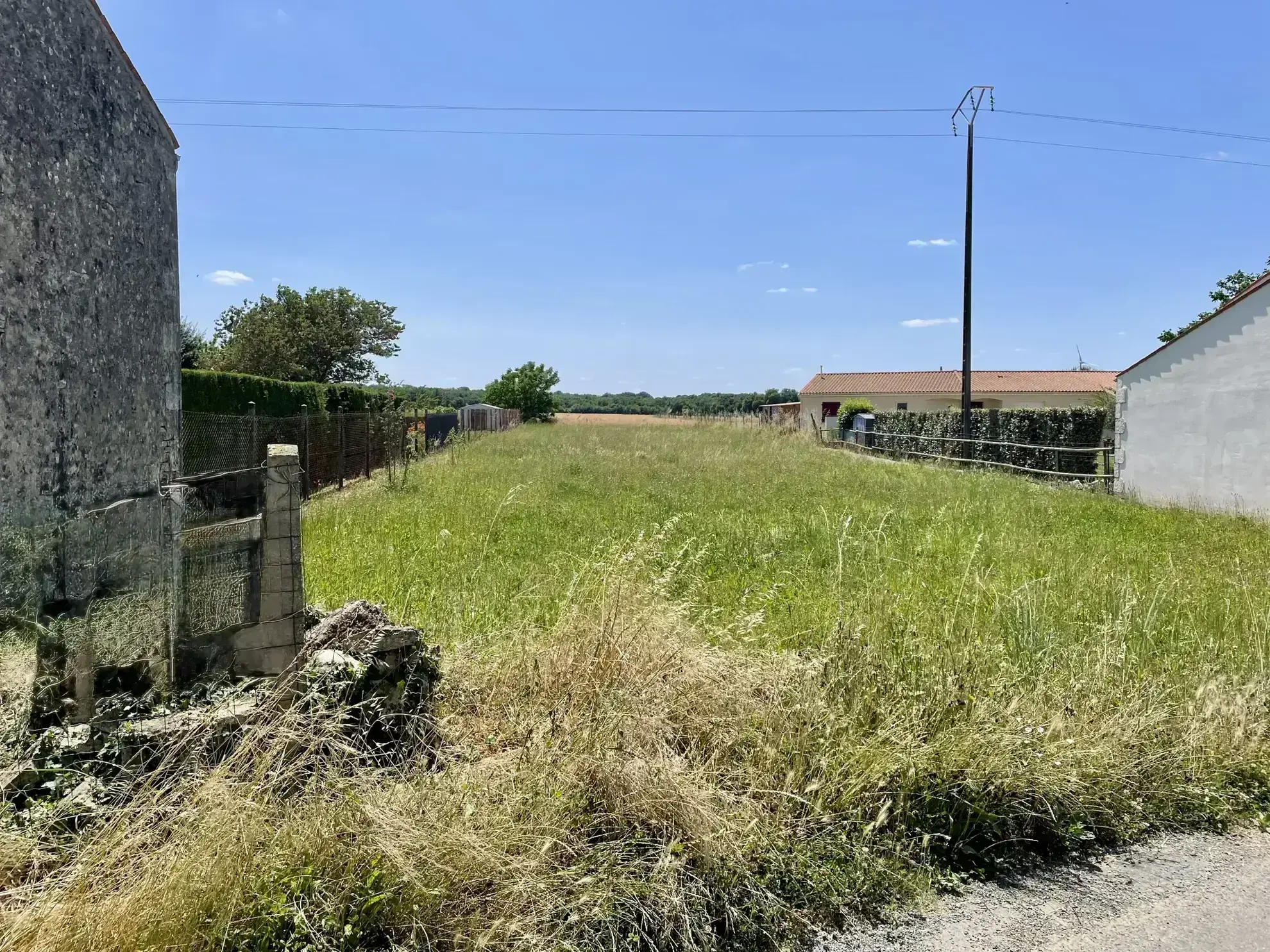 Terrain constructible plat à Archingeay - proximité Saint Savinien, CU positif 