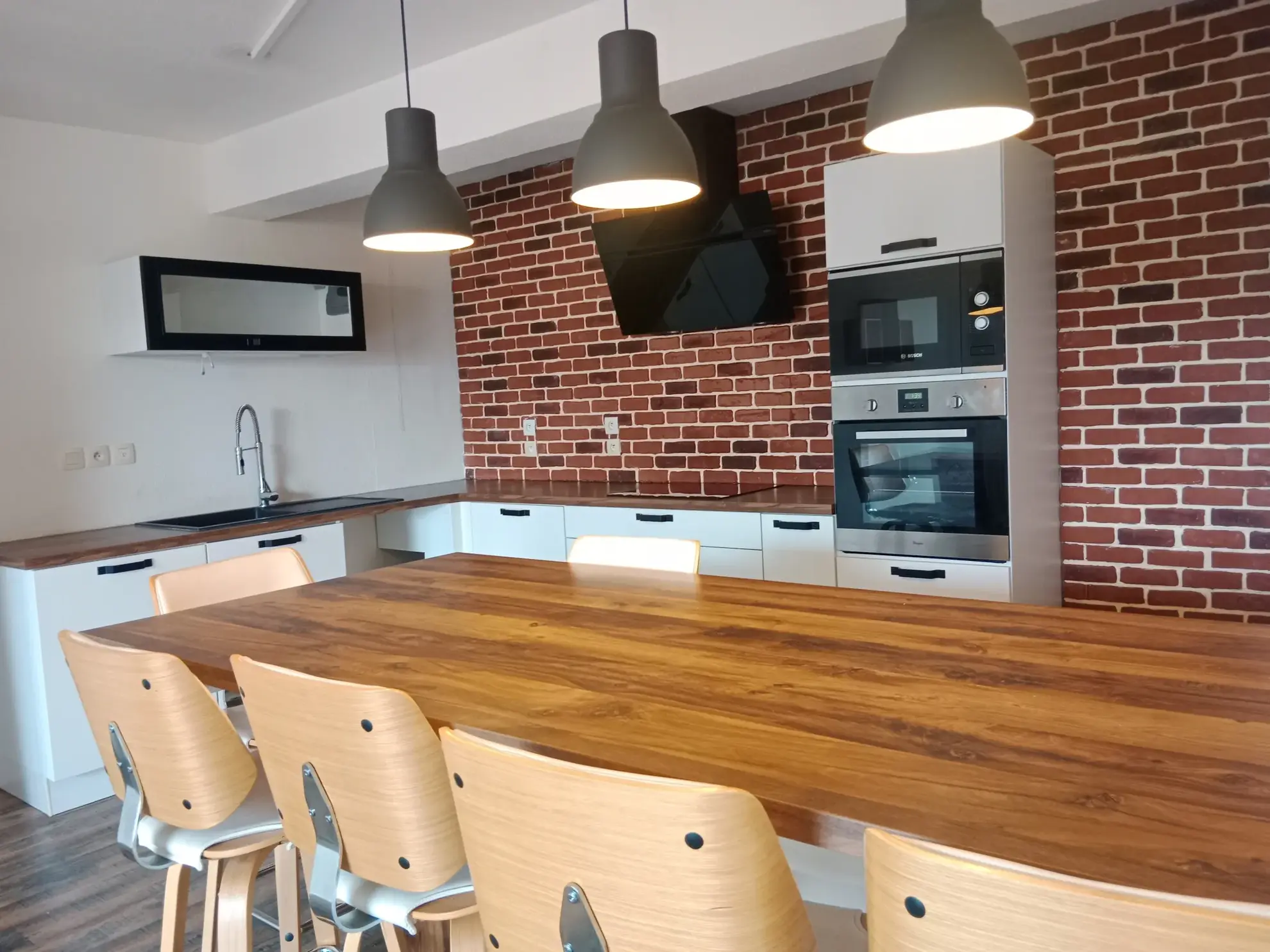 A vendre appartement à Billère avec parking, piscine et vue dégagée