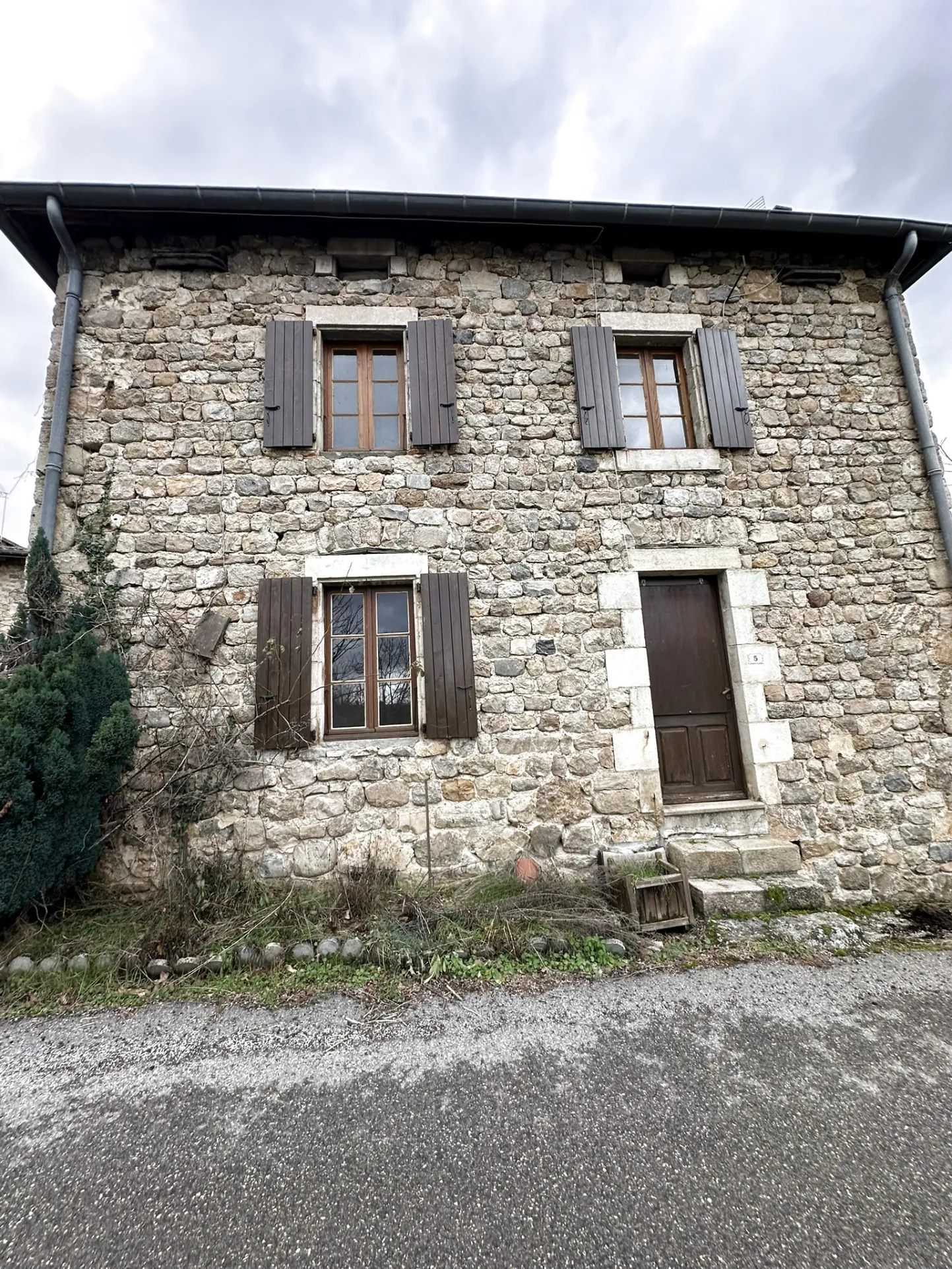 Maison à Desaignes Ardèche 130 m² avec 4 chambres et garage 
