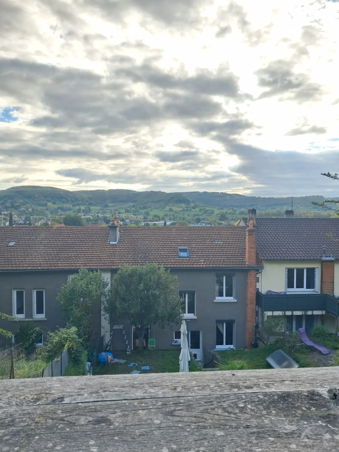 Maison de ville à Saint-Cère de 128m² avec jardin et garage 
