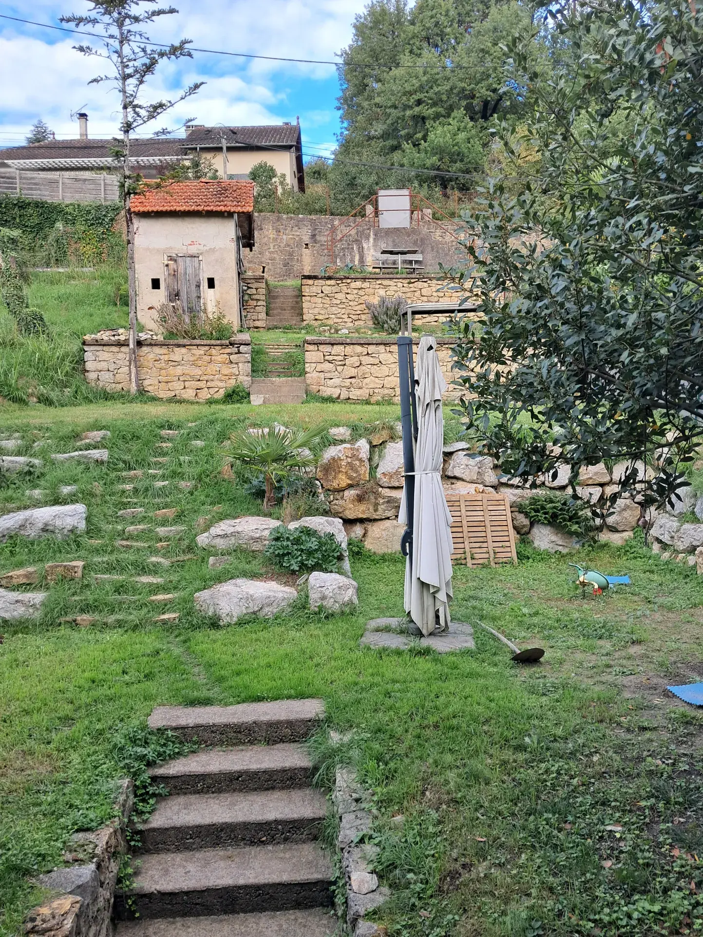 Maison de ville à Saint-Cère de 128m² avec jardin et garage 
