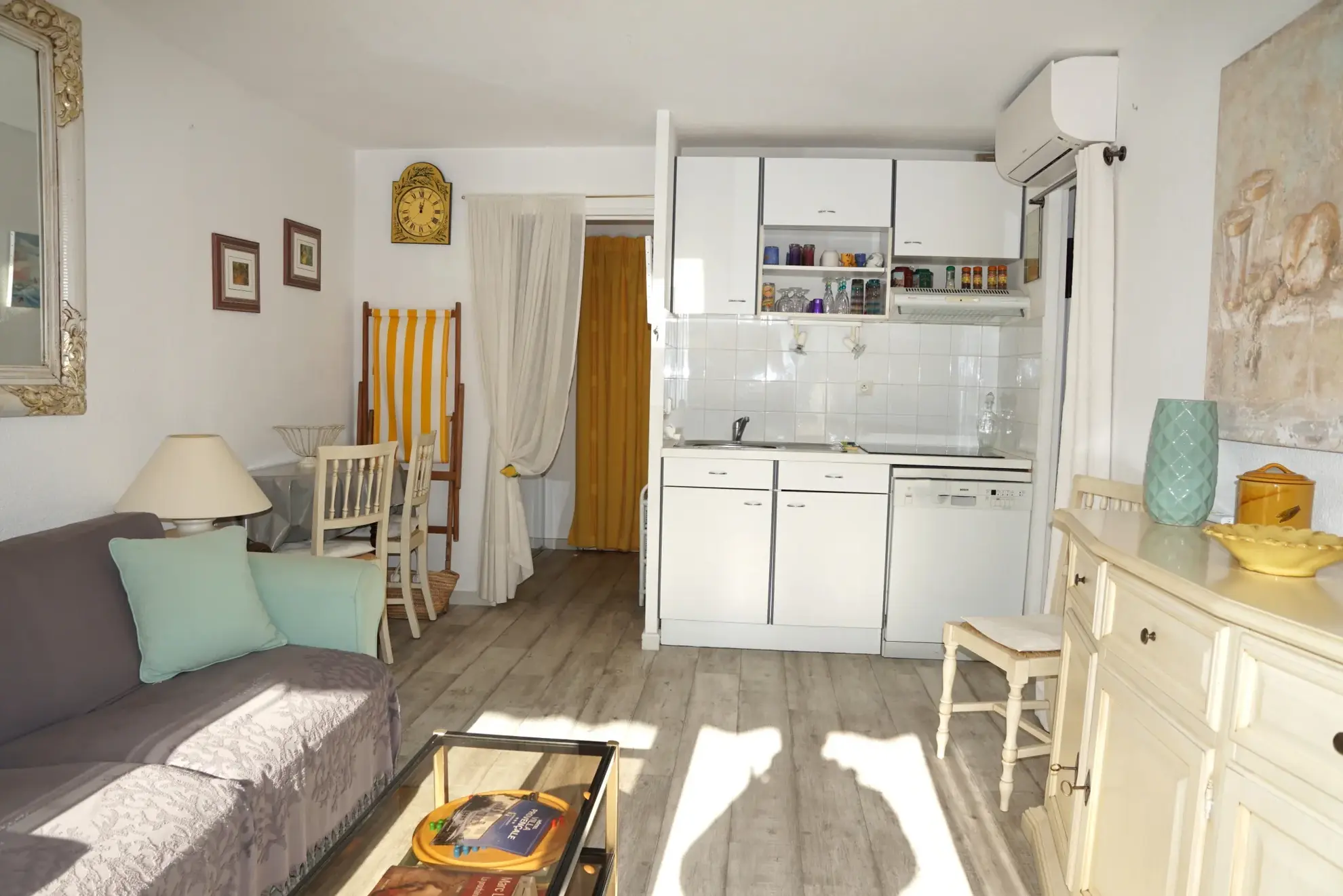 Appartement 2 pièces avec terrasse, cave et parking à Cavalaire-sur-Mer