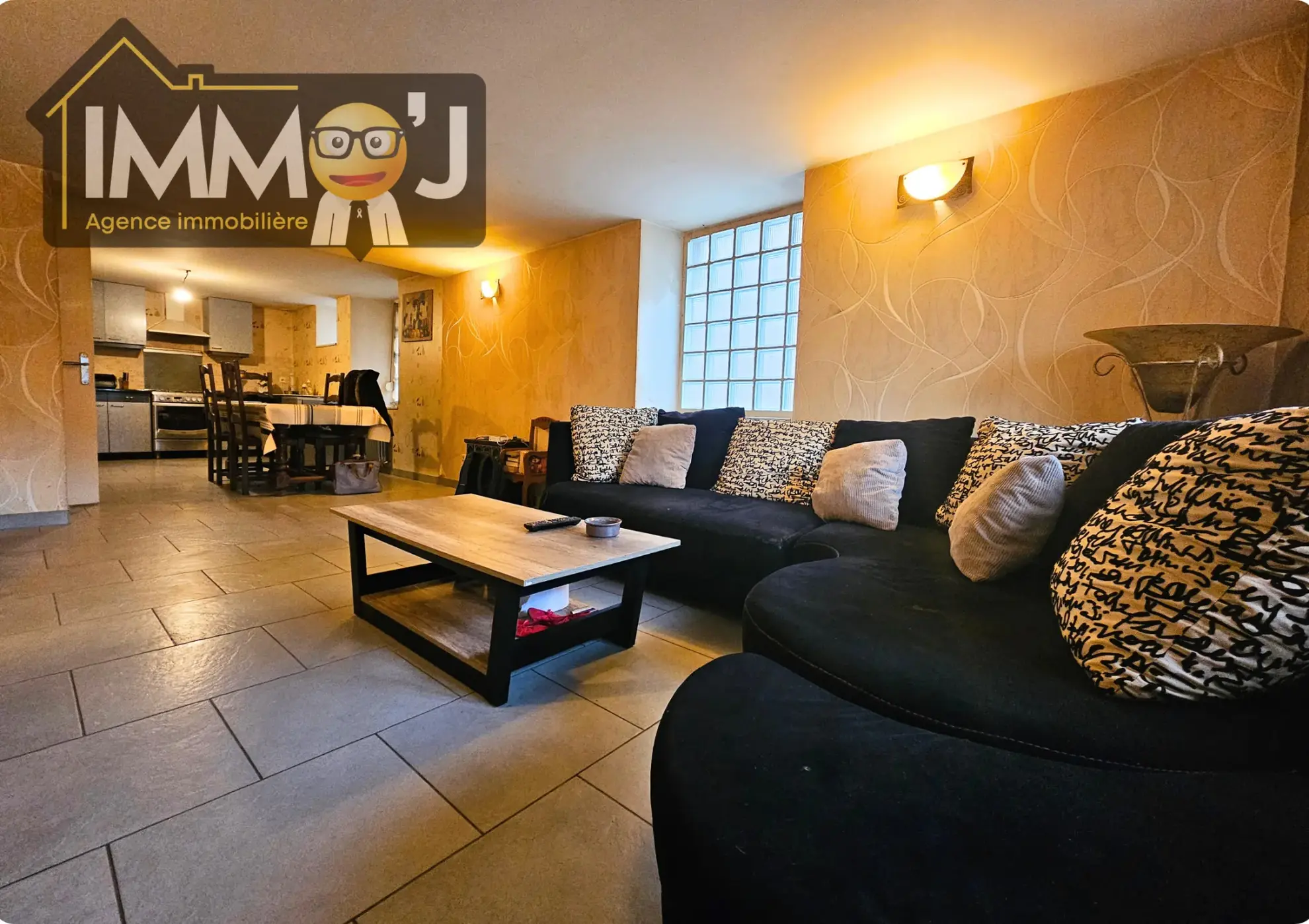 Maison à vendre à Pulligny - 4 pièces avec jardin et garage