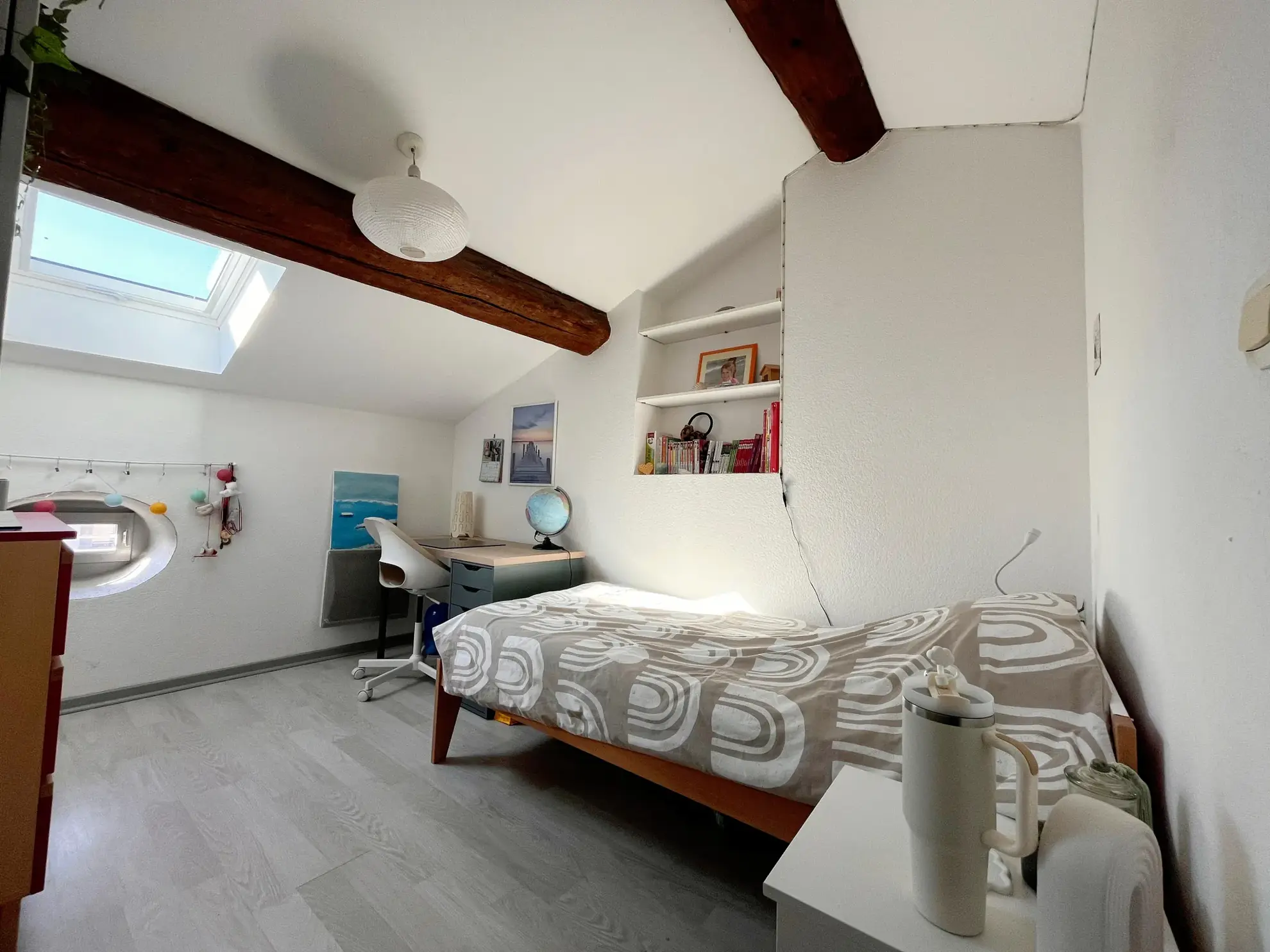 Appartement duplex de 117 m² avec parking à Jassans-Riottier 