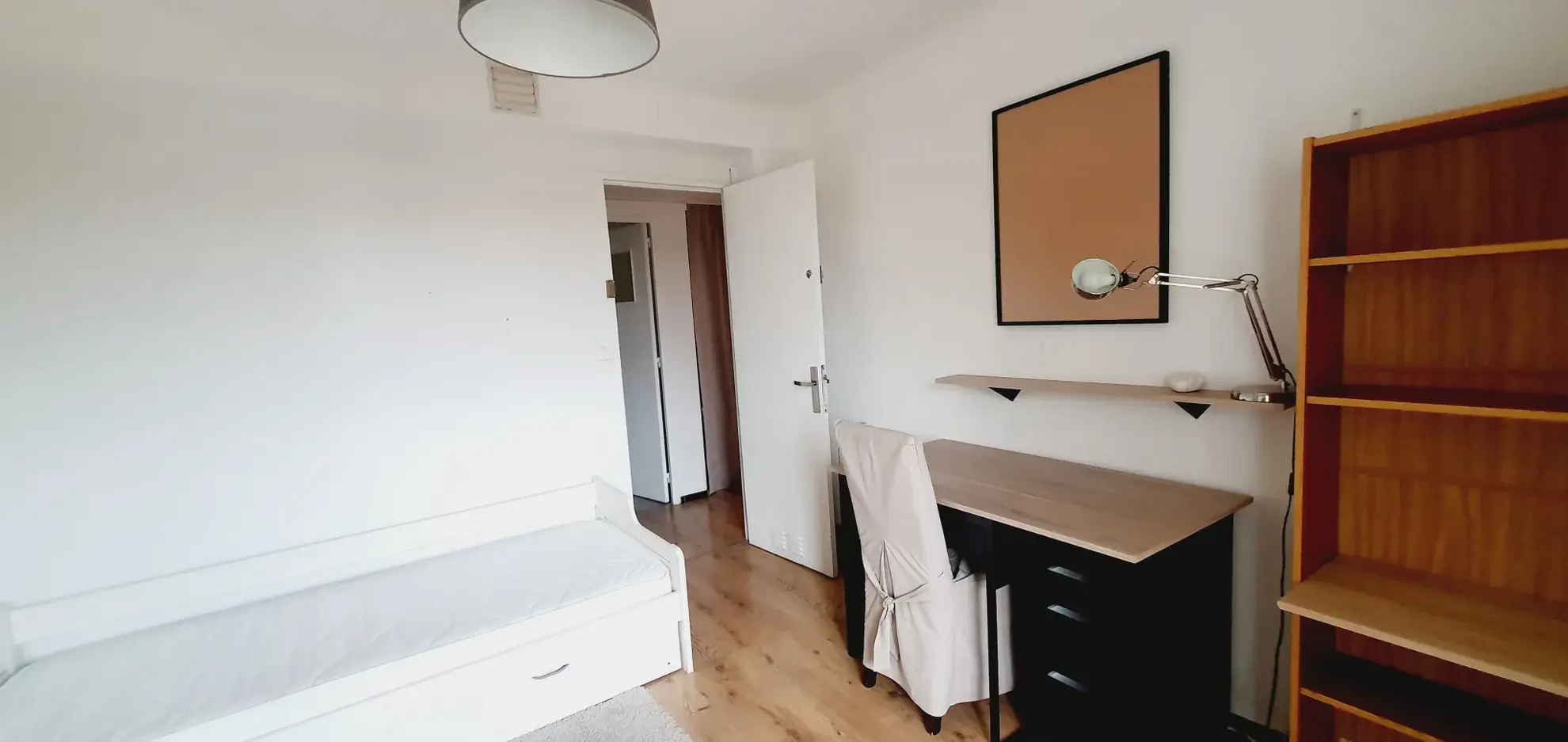 Bel appartement de 86 m² avec grand balcon proche gare à Nîmes 