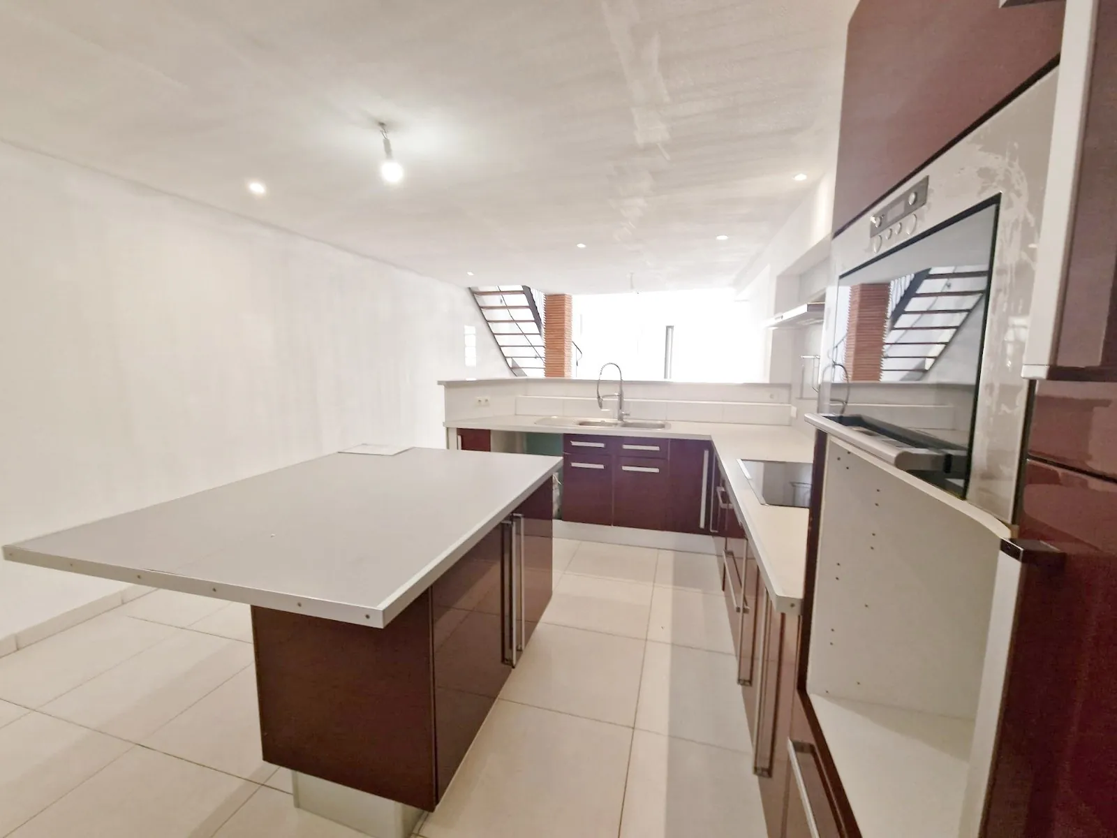 Maison de ville T5 de 159 m² à Villefranche-de-Lauraguais – Immobilier moderne et charme ancien 