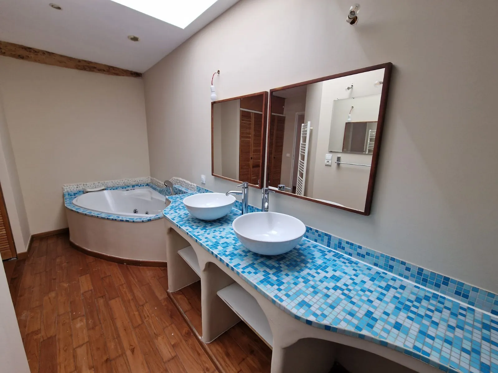 Maison de ville T5 de 159 m² à Villefranche-de-Lauraguais – Immobilier moderne et charme ancien 