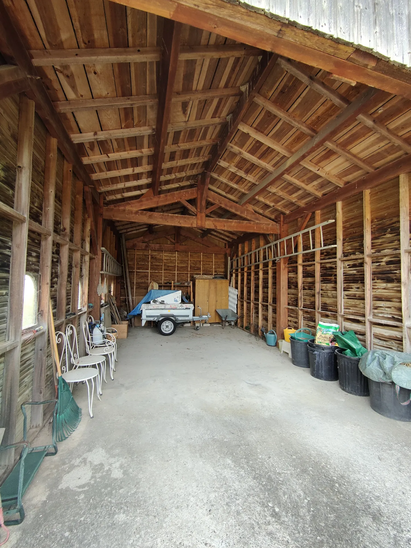 Maison 4 chambres avec dépendance, garage et jardin près de Langon 