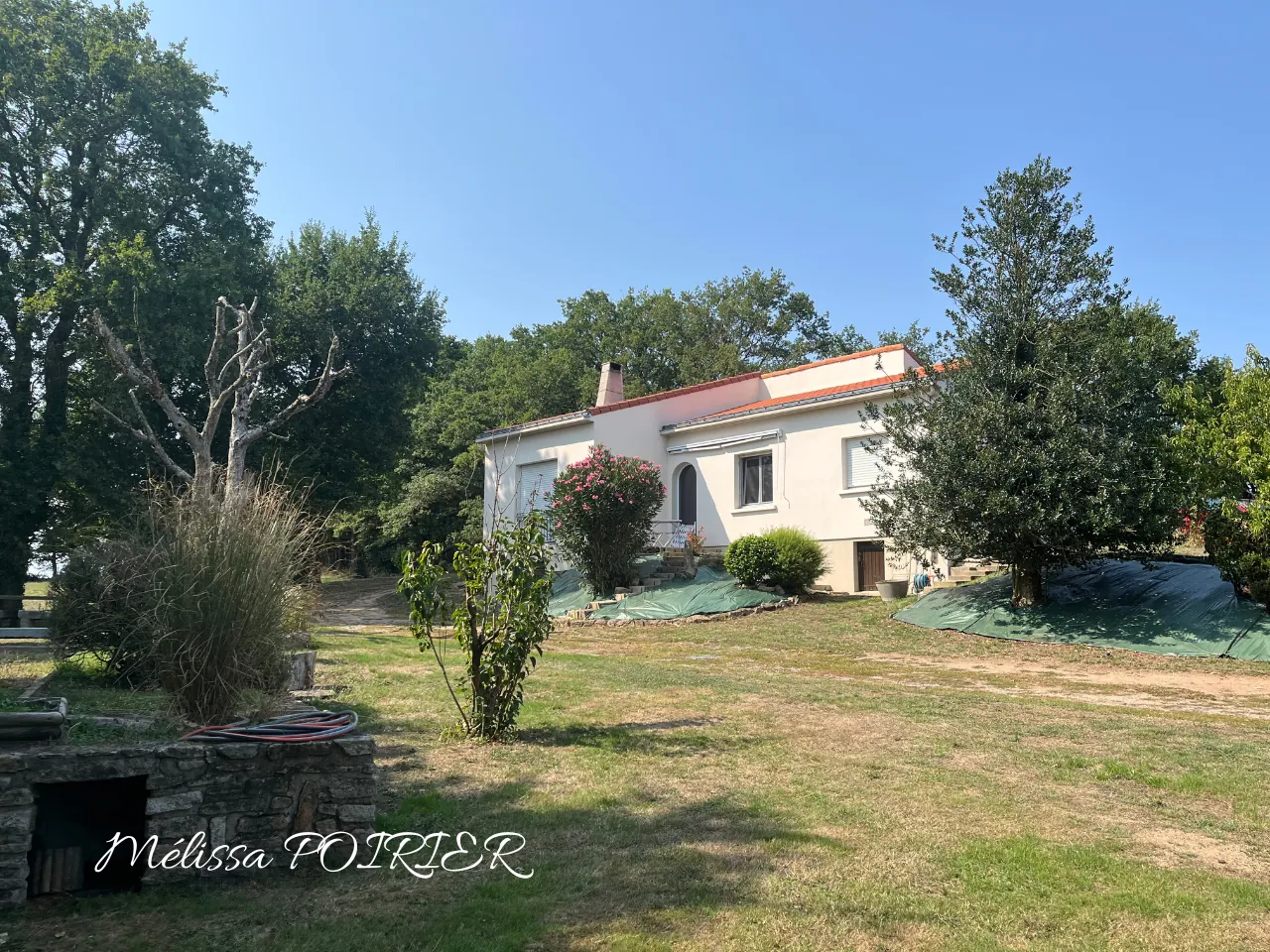 Maison de plain-pied rénovée avec 3 chambres à Mortagne-sur-Sèvre