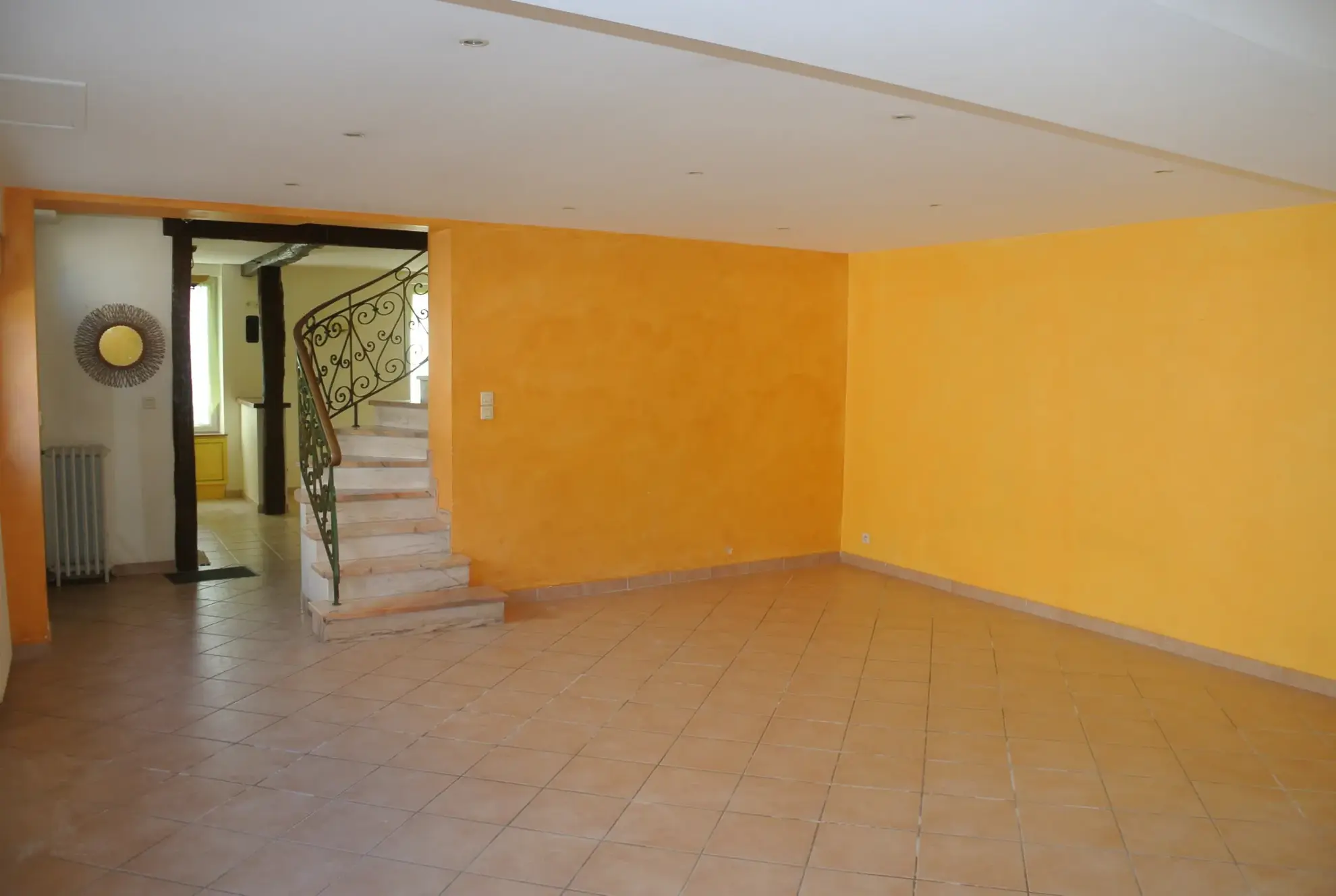 Maison à vendre en plein centre de Marmande avec terrasse et garage 