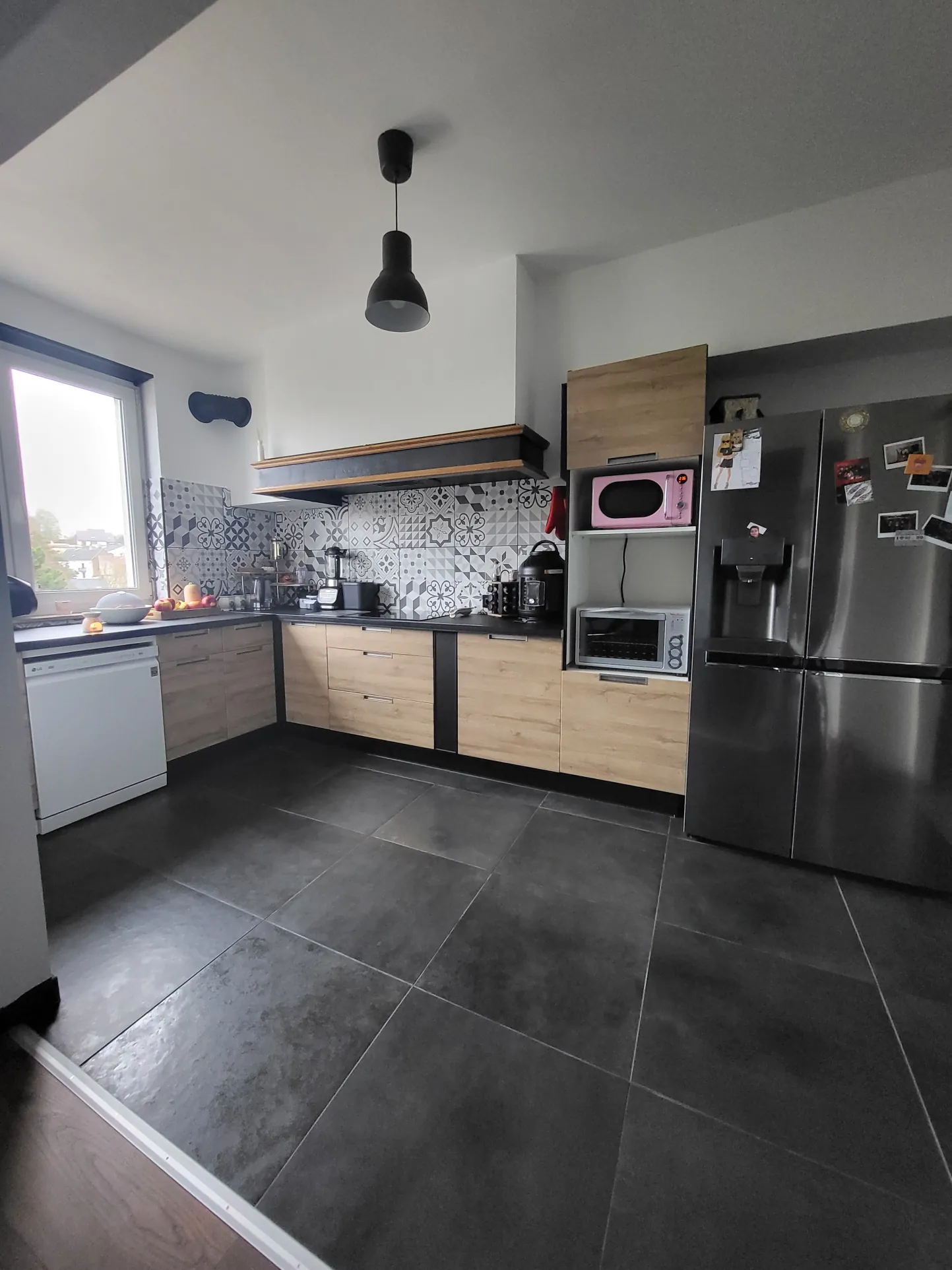 Appartement F3 rénové à Creutzwald avec garage et cave 