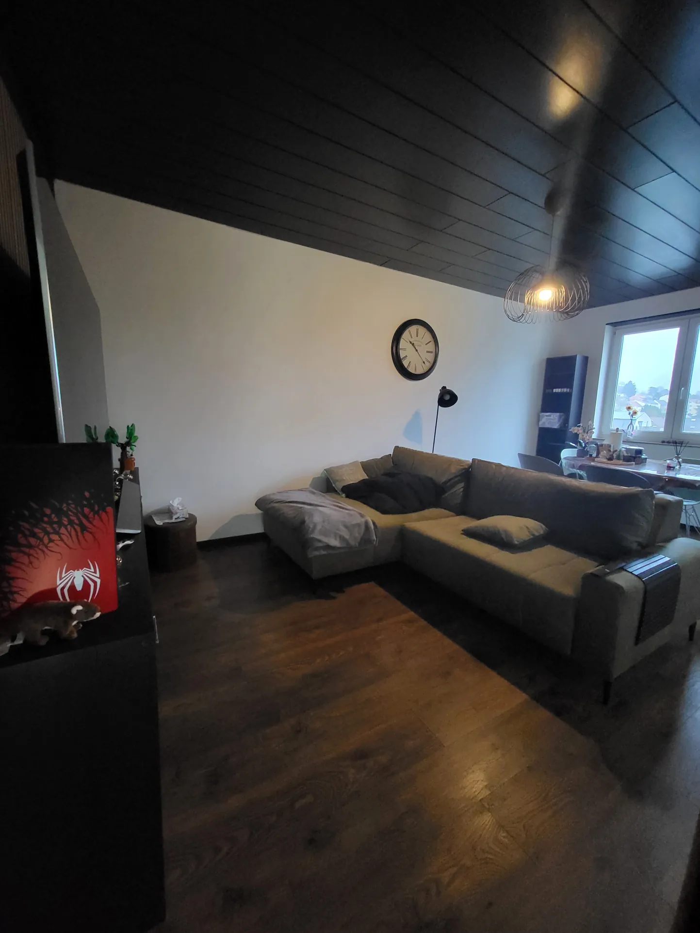 Appartement F3 rénové à Creutzwald avec garage et cave 