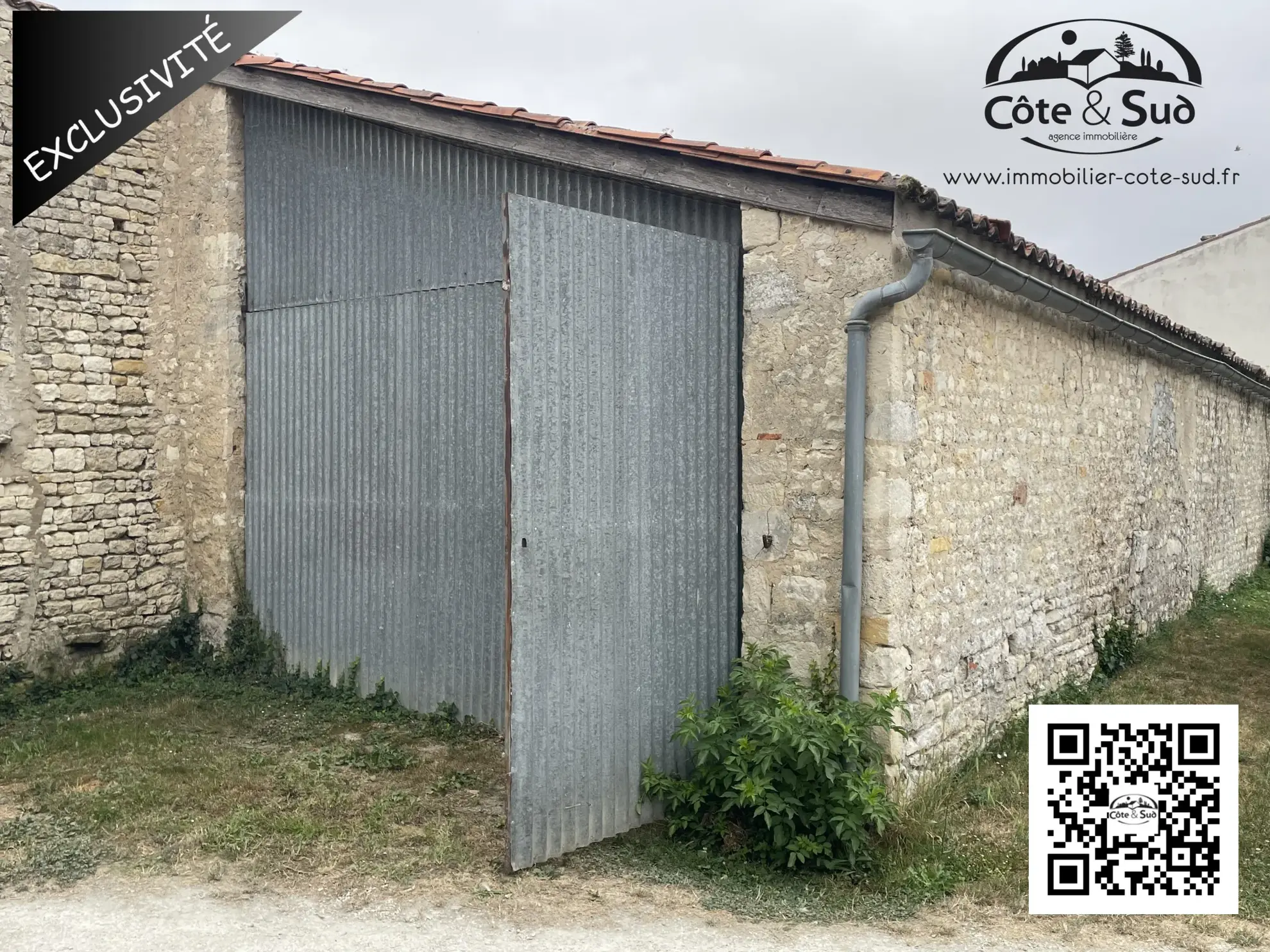 Garage en pierre de 65 m2 à Saint Medard d'Aunis – Idéal stockage et artisanat