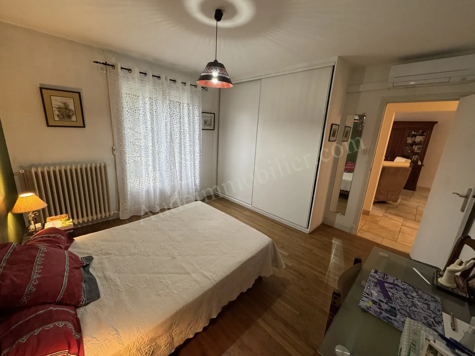 Villa rénovée de 129 m² avec jardin, garage et terrasse à Limoux proche centre-ville 