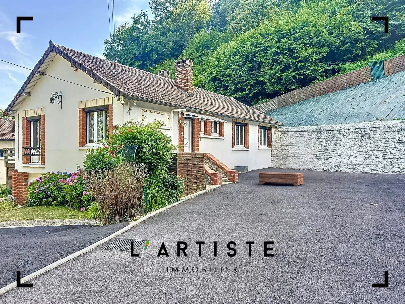 Vente maison de plain-pied avec jardin et sous-sol à Elbeuf (76500)