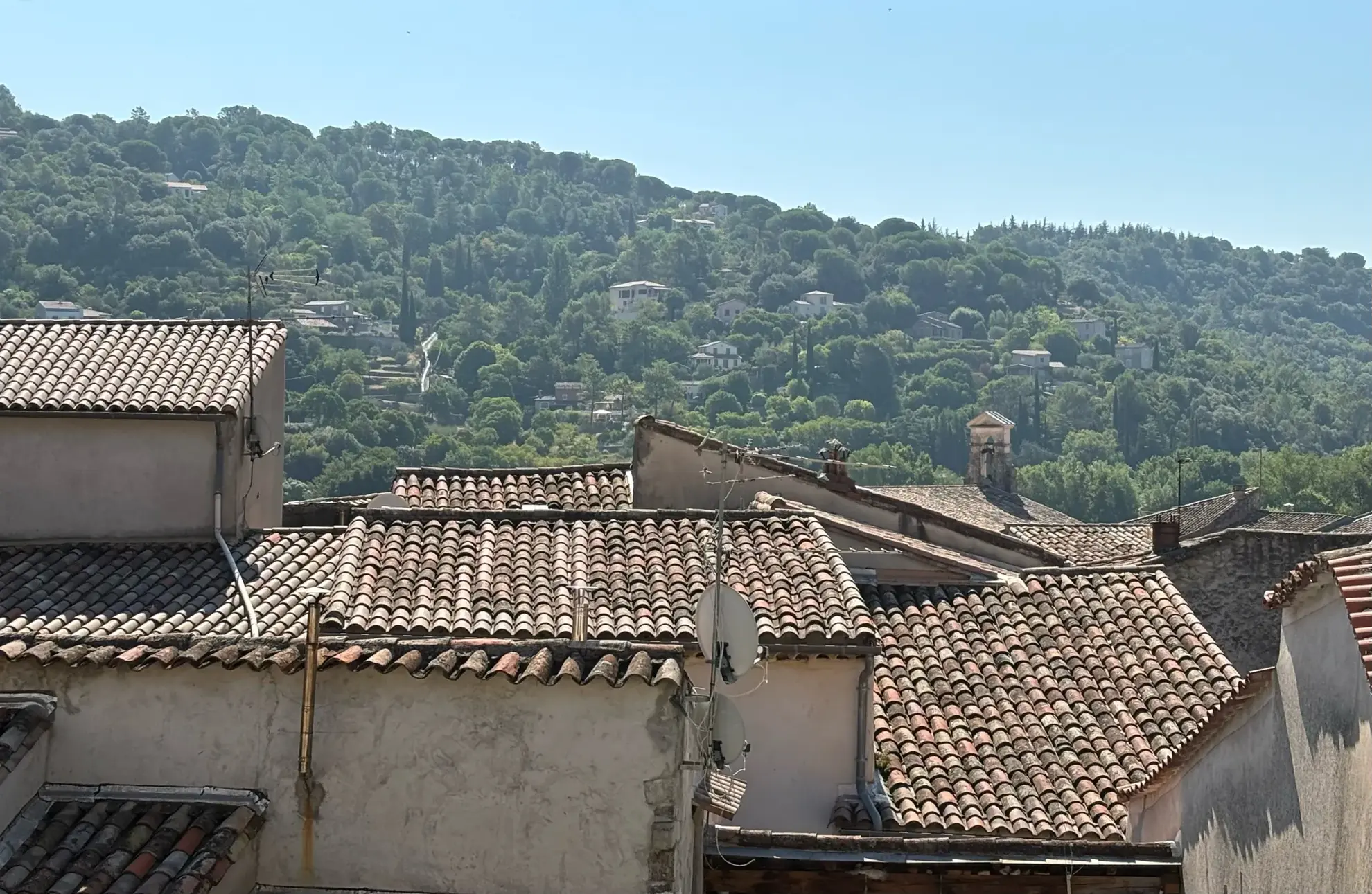 Appartement F3 avec terrasse à Anduze - Centre-ville, environnement calme