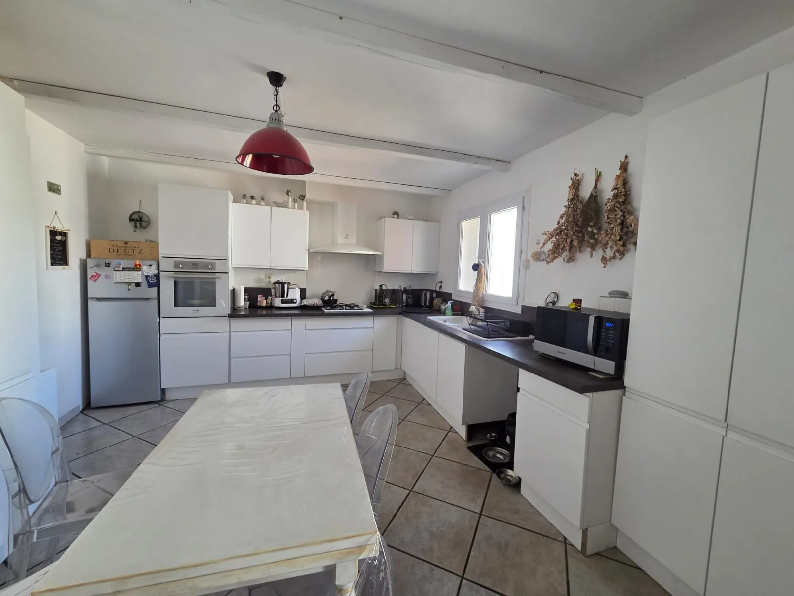 Maison familiale avec piscine et garage à Perpignan Saint-Gaudérique 