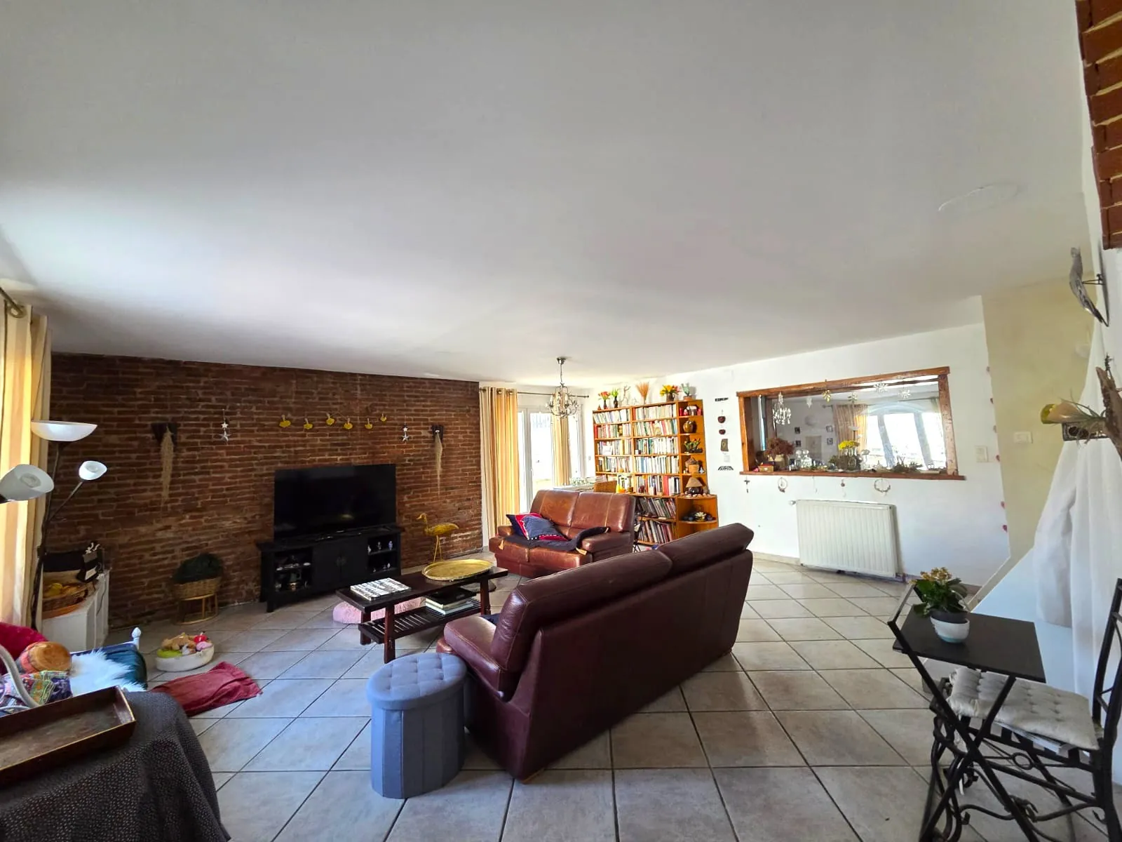 Maison familiale avec piscine et garage à Perpignan Saint-Gaudérique 