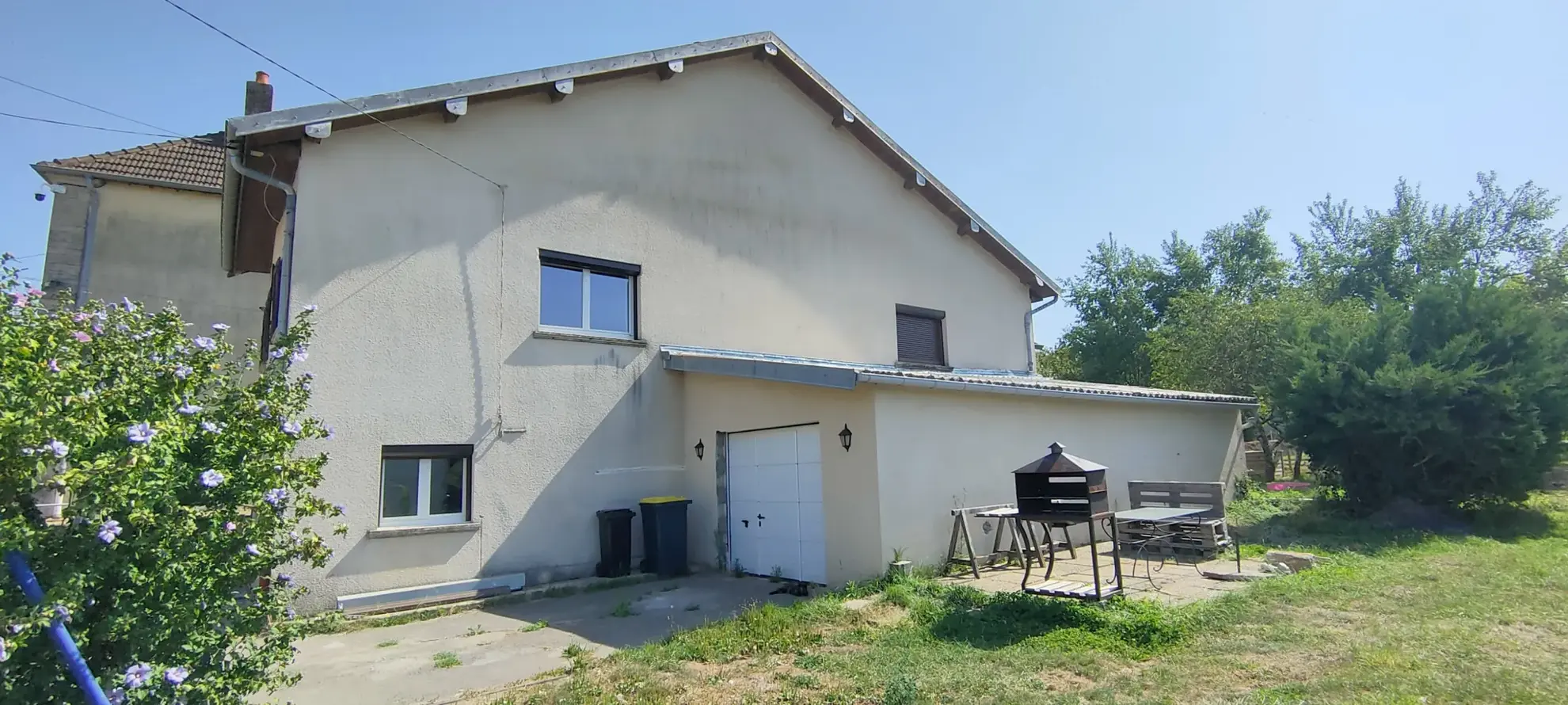 Maison individuelle de 131 m2 avec 3 chambres et garage à Courchapon