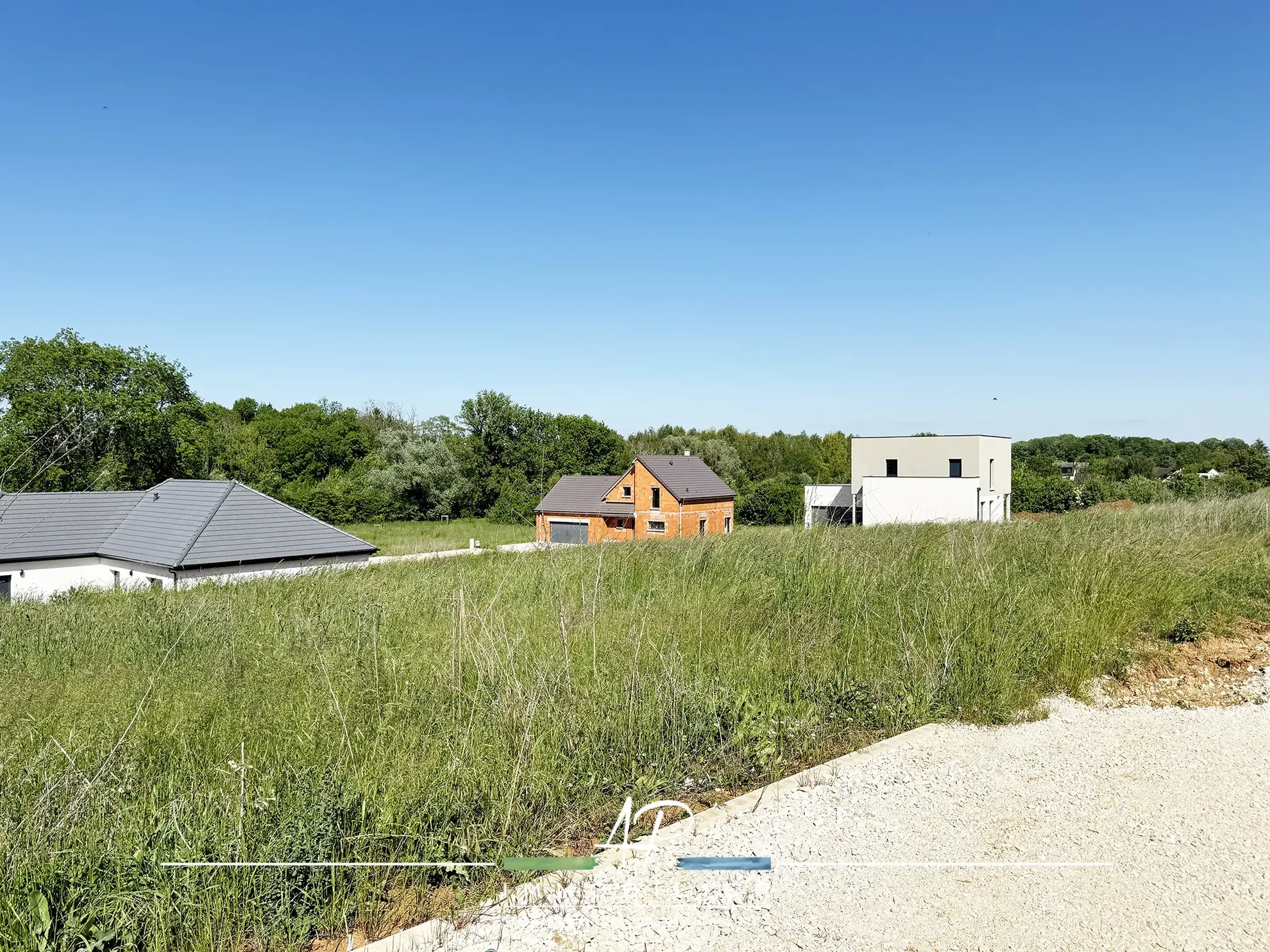 Terrain constructible de 658 m² à Bretigny-les-Norges, proche Dijon