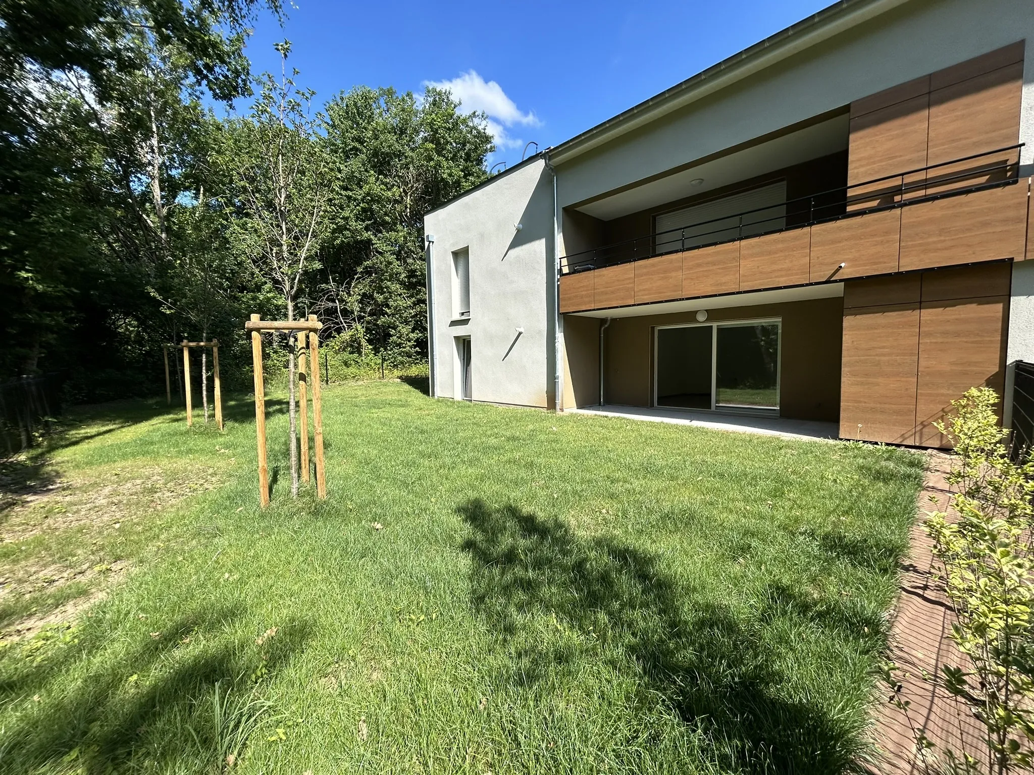 Appartement neuf 63 m² avec grand jardin à Norroy-le-Veneur 