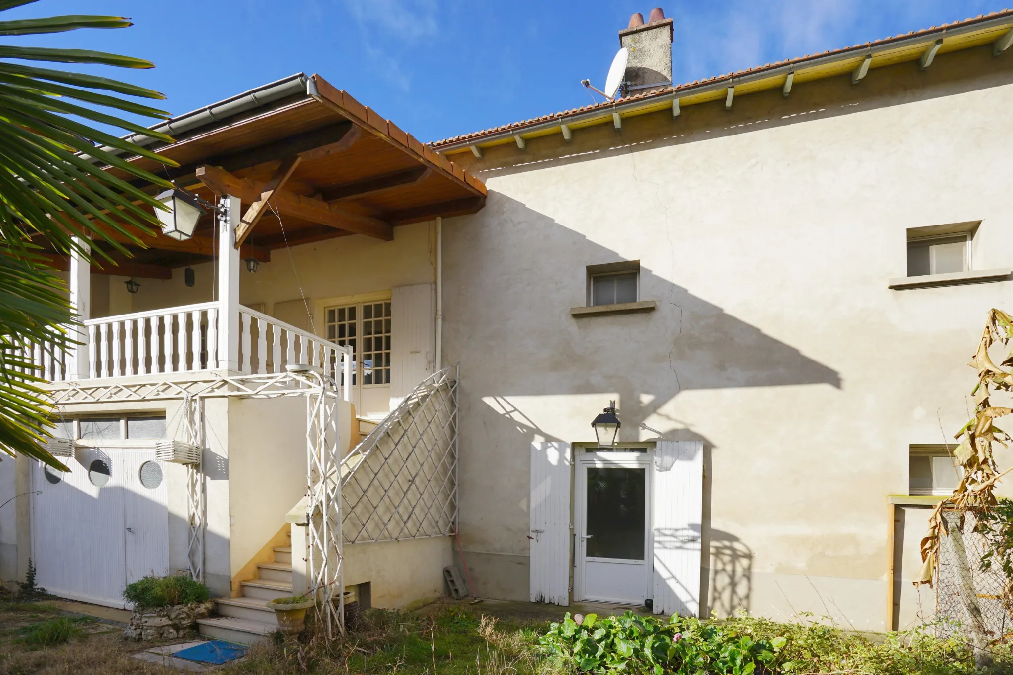 Maison spacieuse avec potentiel à vendre à Albon 26140