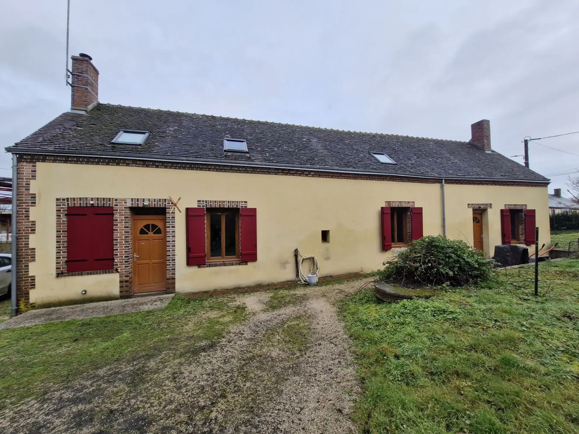 Longère à vendre à Freteval près de Vendôme – 140m² avec 4 chambres et terrain de 1184m²