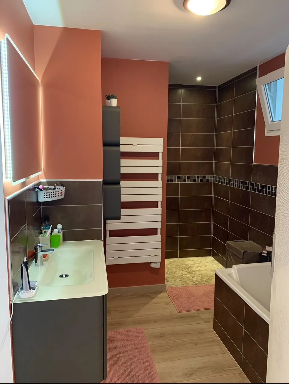 Splendide loft avec terrasse rooftop à Tourcoing, 3 chambres et vue dégagée 