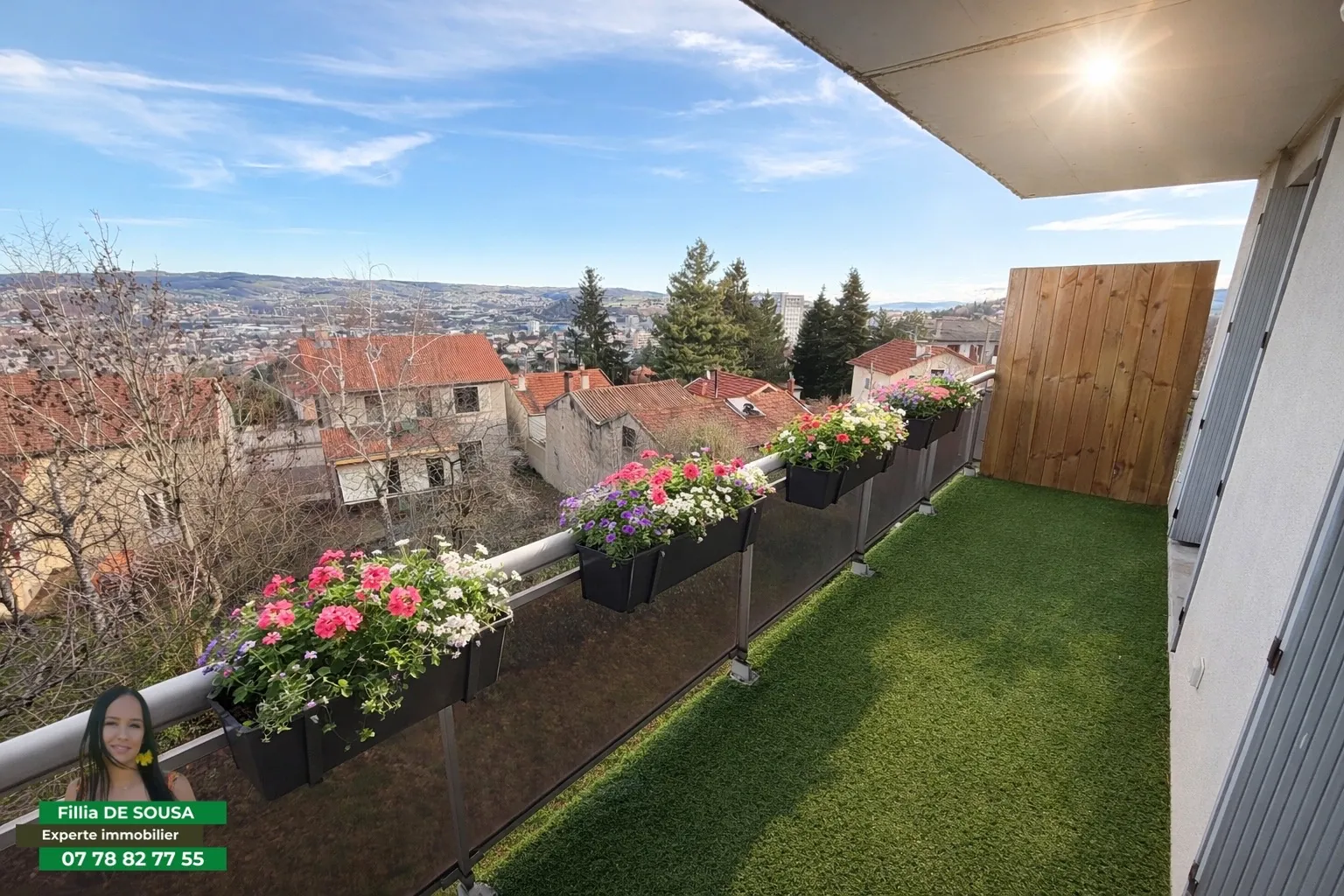 Appartement duplex F4 avec balcons, parking et cave à Saint-Étienne Villeboeuf